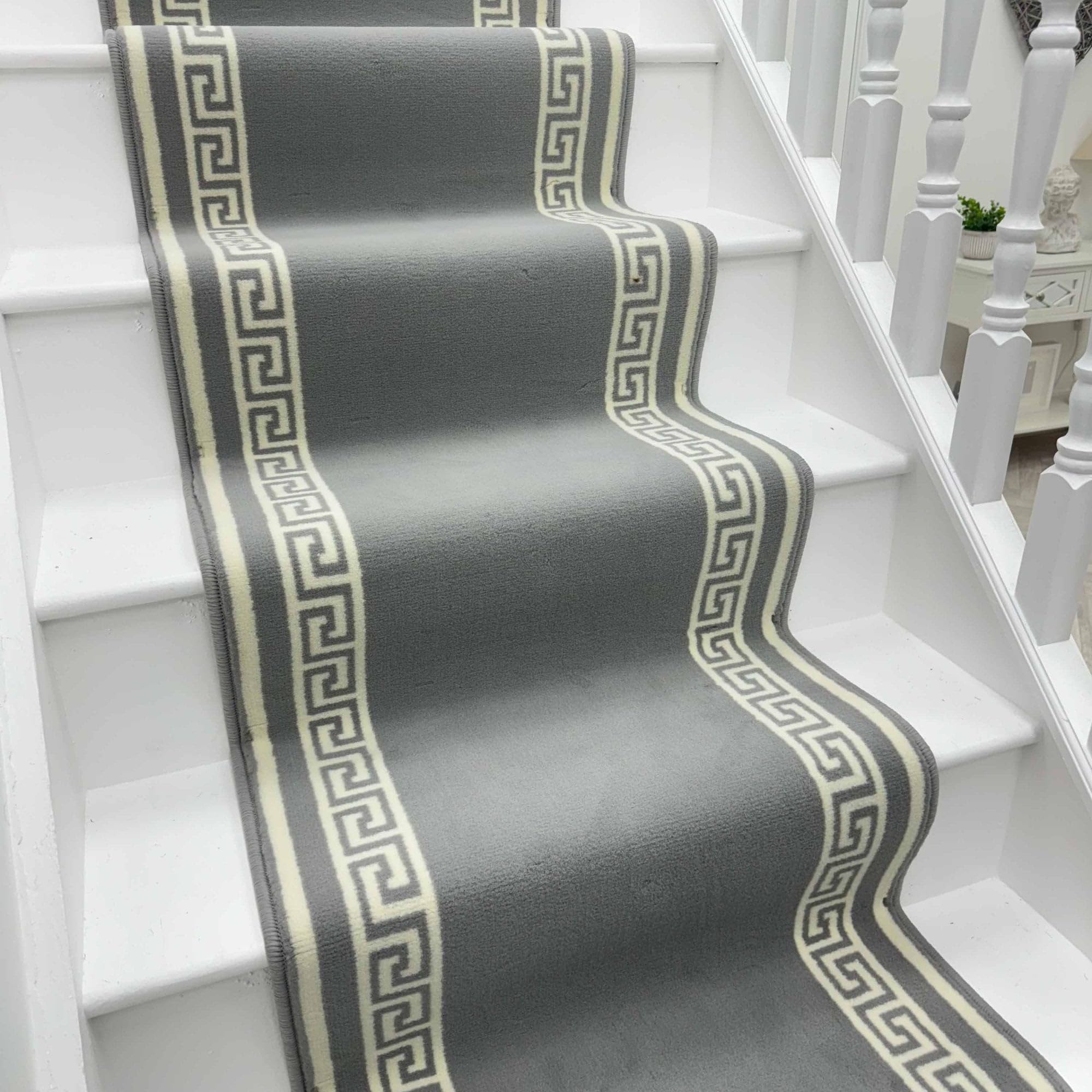 runrug Soft & Comfortable Stair Runner - Smooth & Durable Carpet for Stairs - Stain-Resistant, Fade-Resistant - Multiple Sizes - 60cm x 600cm - 9mm Thick - Key, Light Grey