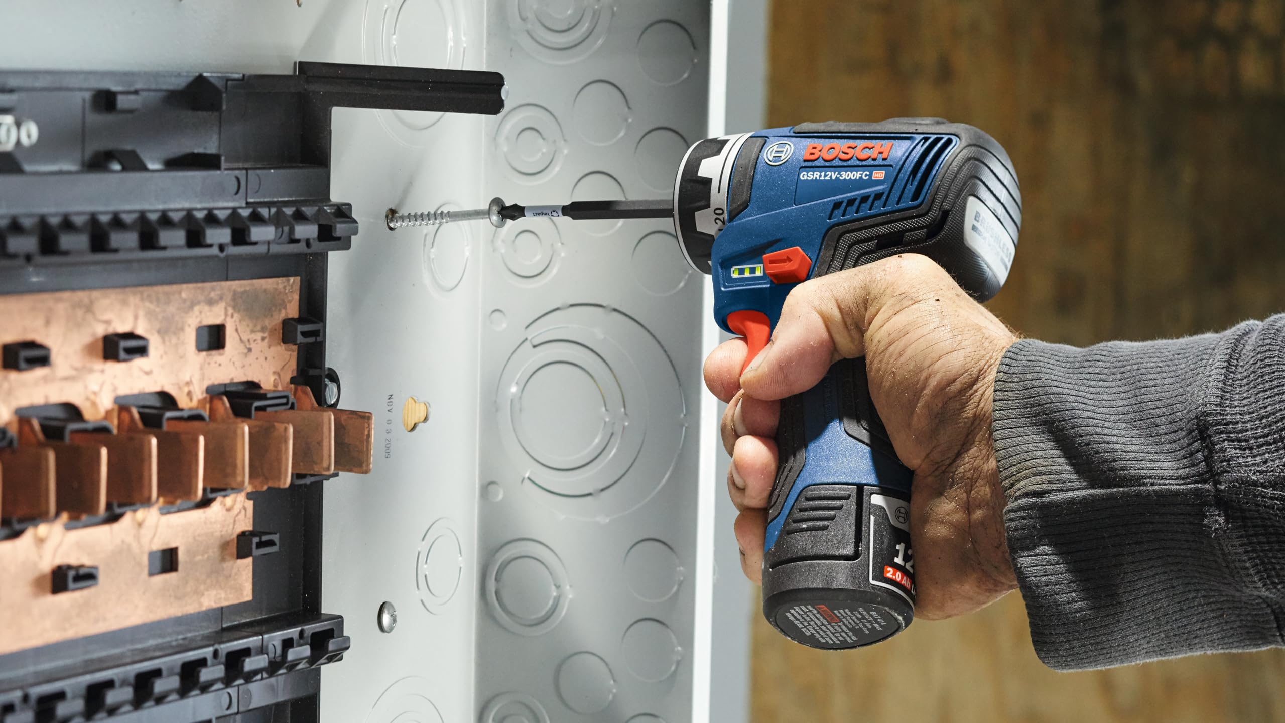 Bosch GSR12V-300FCB22 12V Max EC Brushless Flexiclick 5 en 1 Drill/Driver System with (2) 2.0 Ah Batteries