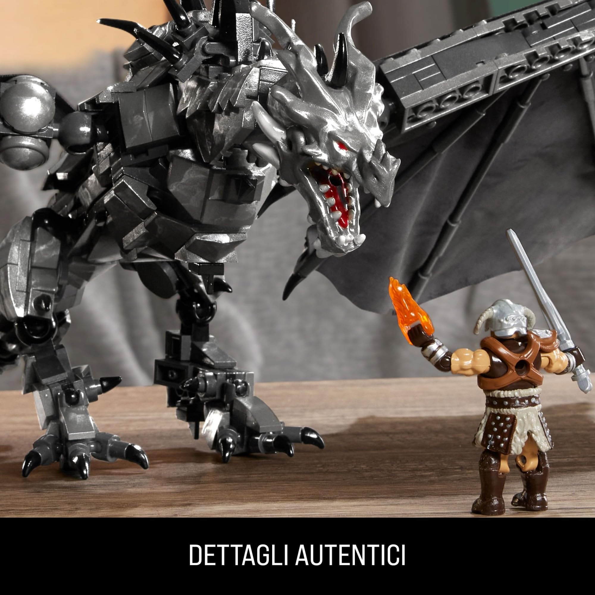 MEGA Skyrim - Alduin il Mangiatore di Mondi, set da costruire con 619 pezzi e 1 personaggio Sangue di Drago snodato incluso, per i fan del gioco e da collezione, 17+ anni, HXR98