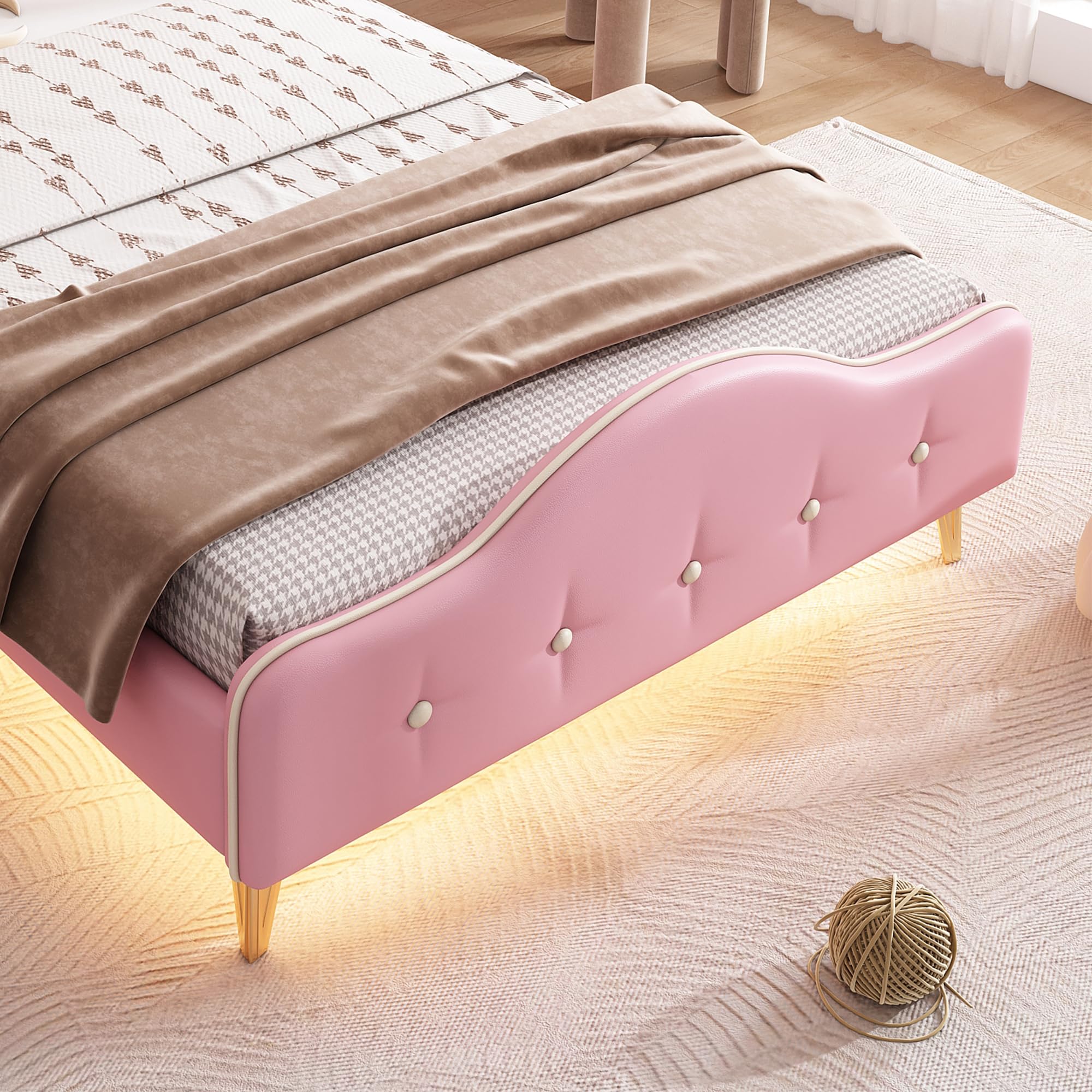 Merax Kinderbett Polsterbett 90x200cm mit LED-Streifen, Mädchen Einzelbett, Kopfteil in Wellenform mit Krone, Bettgestell mit Lattenrost und Fußteil, Jugendbett, PU, ohne Matratze, Rosa & Weiß