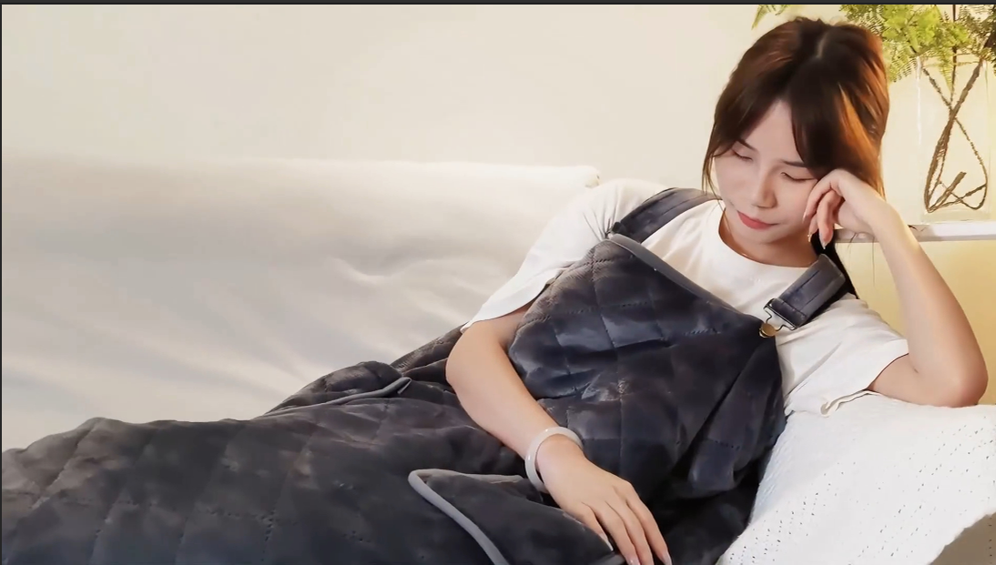 Amazon.co.jp : 【2025 独自技術・ダニ退治・着る・掛ける・敷く