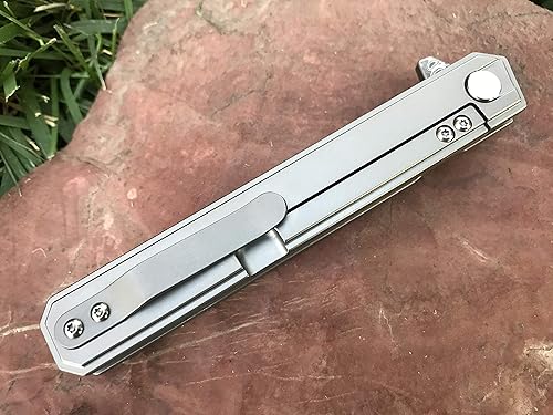 Miniatura 5 de TACTICAL GEARZ Navaja de bolsillo de Damasco para EDC, mango de titanio sólido, 67 hojas de acero Damasco multicapa VG10, incluye funda (Onyx XT