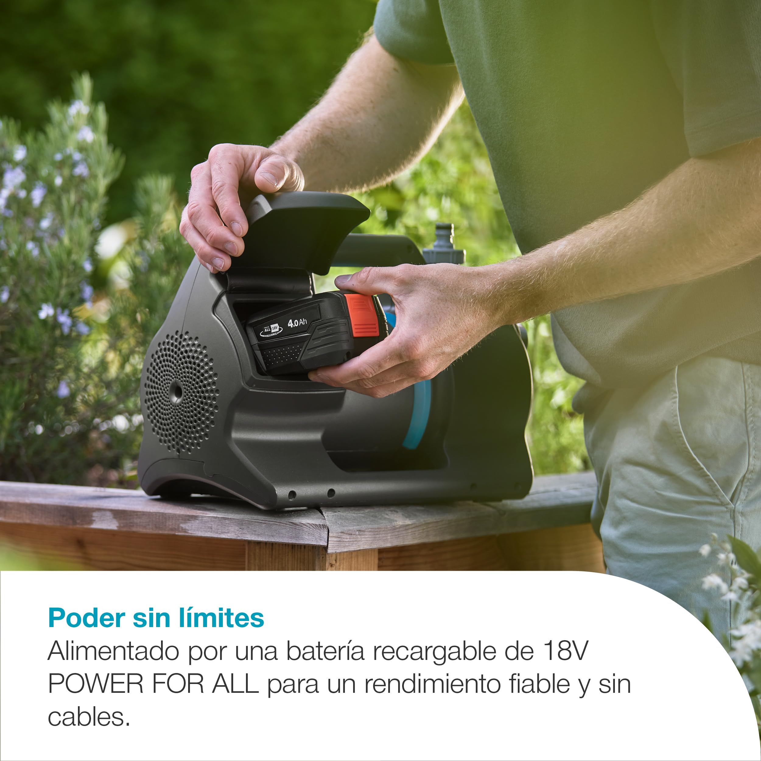 Gardena Bomba de jardín con batería 3000 Silent 18V P4A Set listo para usar: Potente, Operación silenciosa, Cuerpo protegido contra lluvia y UV, Protección contra el funcionamiento en seco (14610-20)