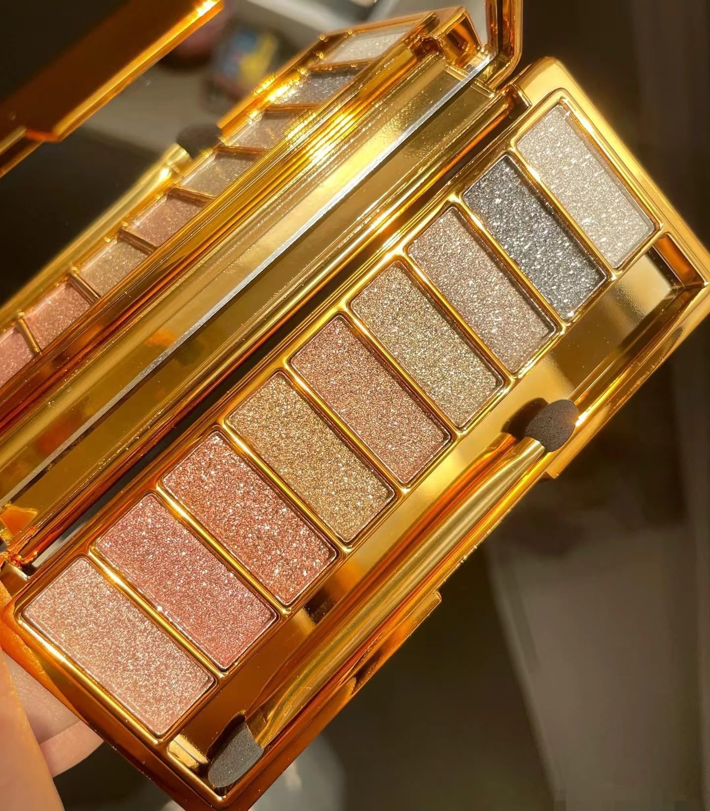 EYCOMTOM Glitter Eyeshadow Palette 9 Colors Shimmer Palette Highly Shining Pigmented Gold Eyeshadow Pigmented Shimmer Glitter Waterproof Eye Shadow