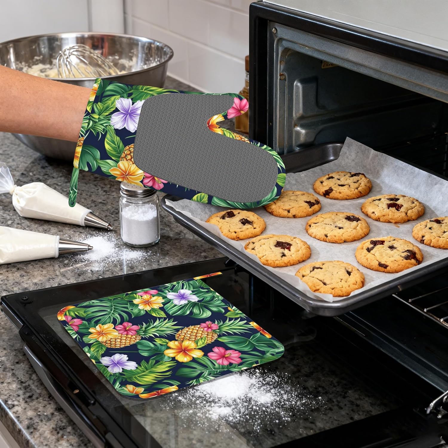 Pineapple Heat-Resistant Silicone Oven Mitts and Pot Holders,Hawaiian Tropical Palm Leave Flower Long Oven Gloves with Non-Slip Grip for Cooking, Baking, Grilling,BBQ