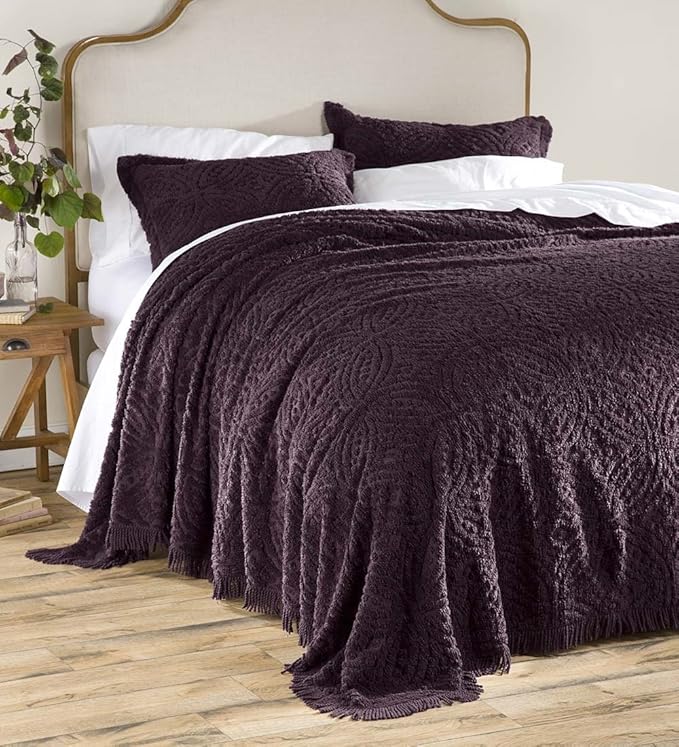 Plow & Hearth Wedding Ring Tufted Chenille King Bedspread