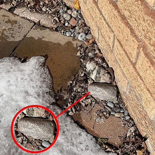 Miniatura 2 de Key Hider-Rock Esconde una llave de repuesto en una piedra falsa que se ve y se siente como una verdadera piedra, segura para exteriores, jardín o