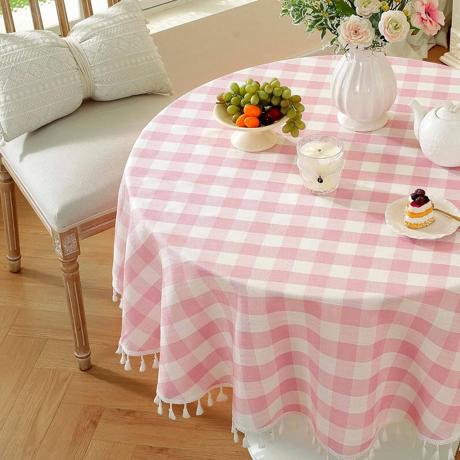 Photo 1 of Laolitou 60" Round Gingham Tablecloth
