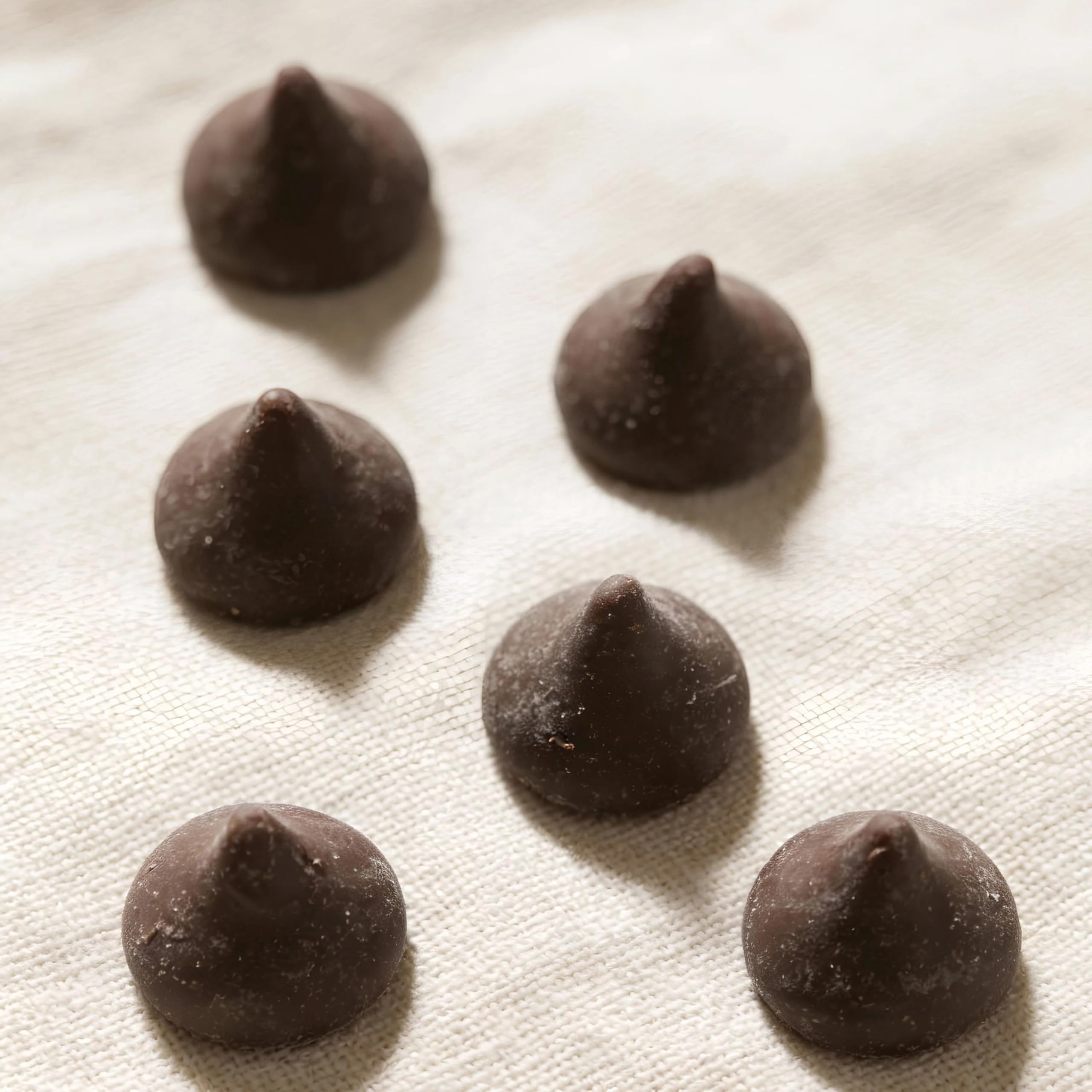 STEINER´s Low Carb Zartbitter Schokodrops (500g) - 91% weniger Kohlenhydrate, 97% weniger Zucker - Mit Erythrit gesüßt, kein Xylit - Für Low Carb, Keto & bewussten Genuss