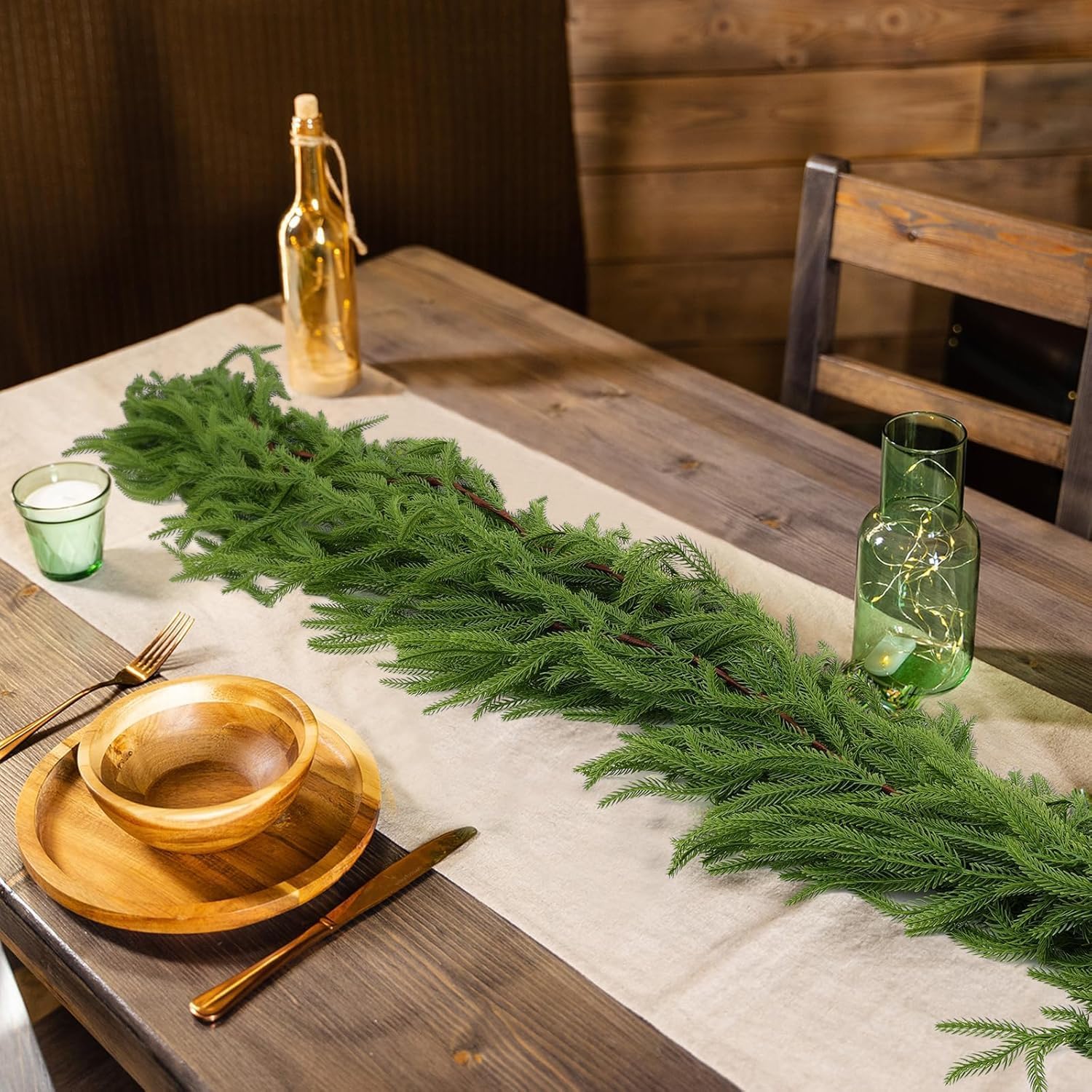 Weihnachten Deko, 2 Stück Weihnachtsgirlande 1.8M Künstliche Norfolk Pine Girlande Weihnachten aus PVC Grüne Weihnachtsgirlanden für Innen Kamin Treppe Wand Tür Außen (2Pcs-180cm)