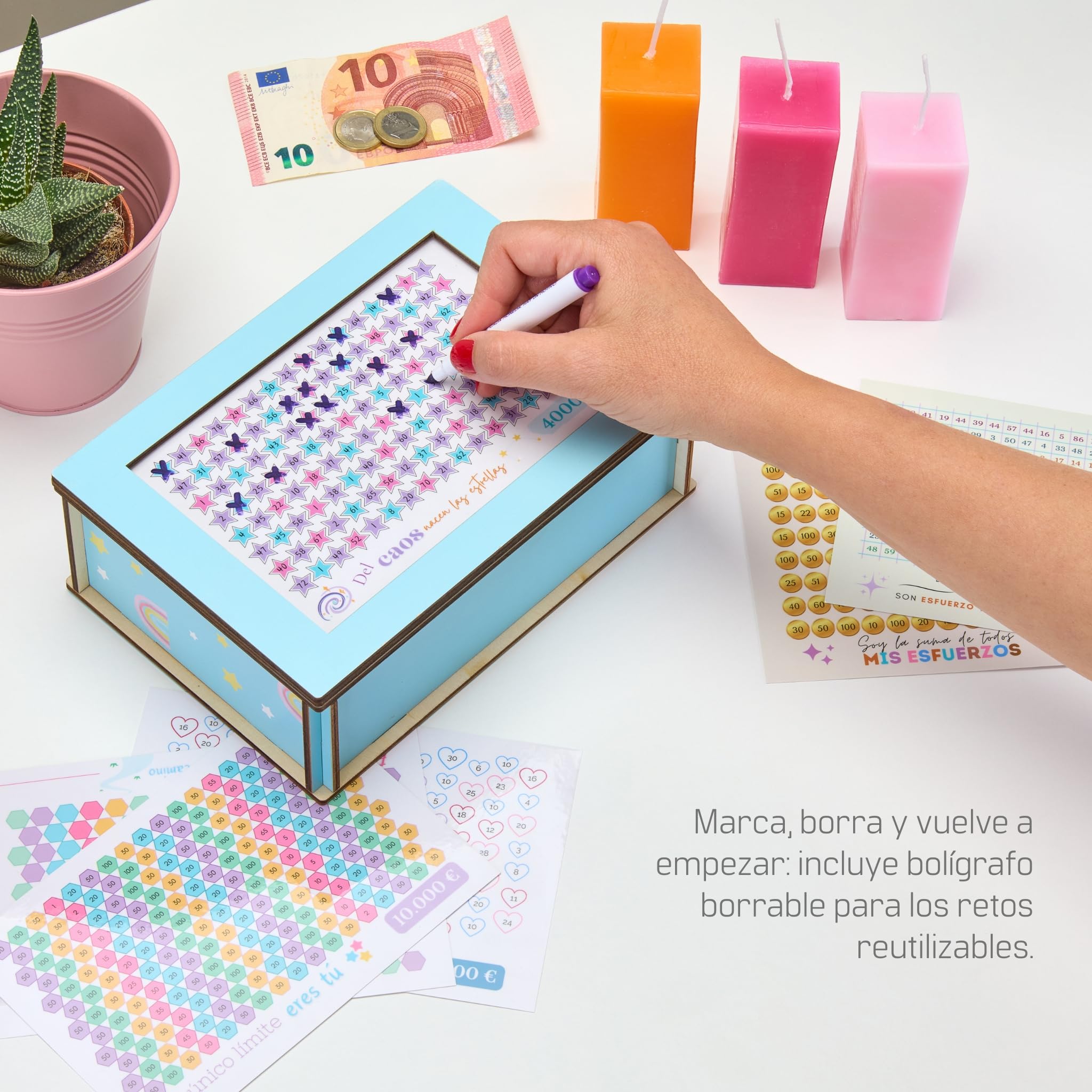WHEN PIGS FLY - Hucha Ahorro Reutilizable (Azul) | Huchas de Dinero para Adultos Y Niños - Alcancia para Adultos con Retos de Ahorro Plastificadosv