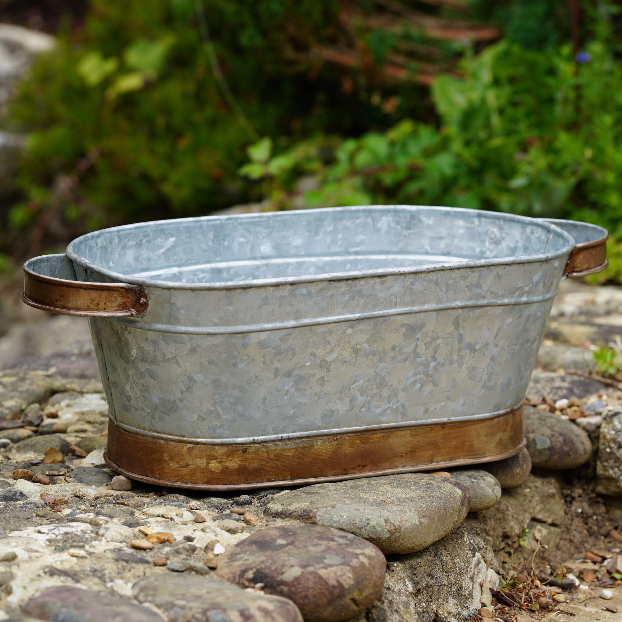 Burgess Home & Garden Galvanised Metal Trough Planter with Handles, Rustic Garden Flower Pot, Vintage Hand Painted Plant Pot, Indoor & Outdoor
