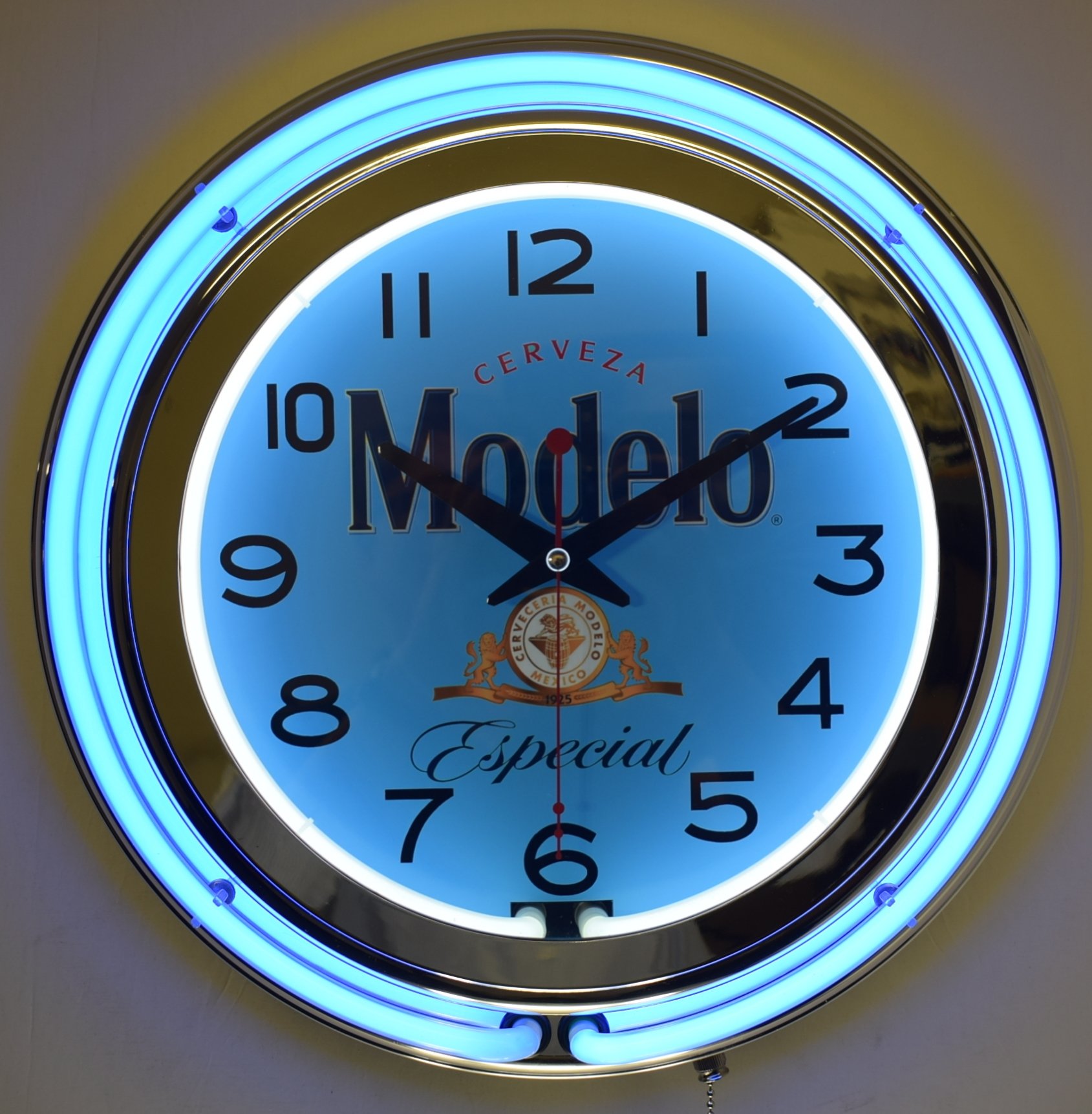 Amazon.com: Cerveza Modelo Especial Beer Logo 15