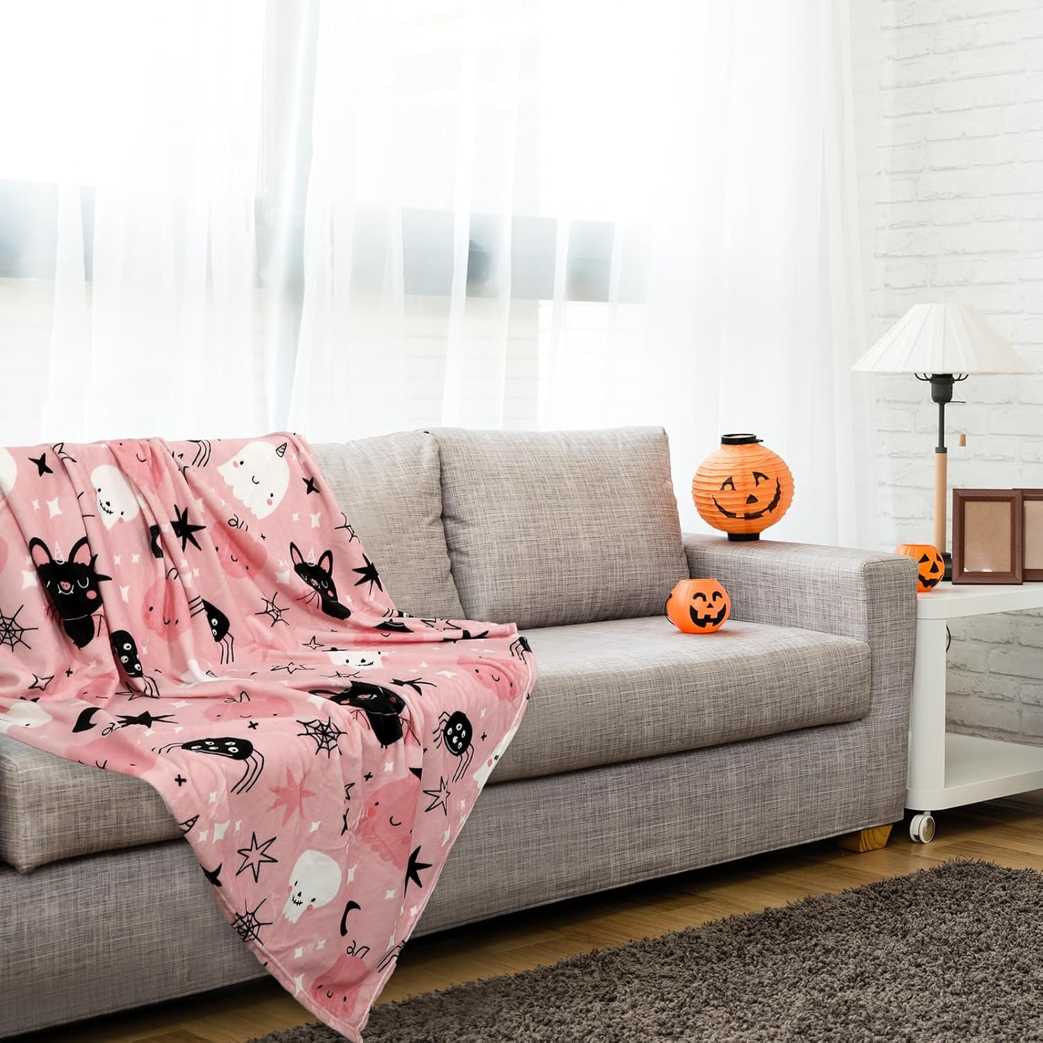 JarThenaAMCS Halloween Fuzzy Blanket Pink Cute Pumpkin Ghost Bat Throw Blanket Halloween Cartoon Soft Cozy Flannel Blanket for Home Party Bed Sofa Couch, 50 x 60 Inch