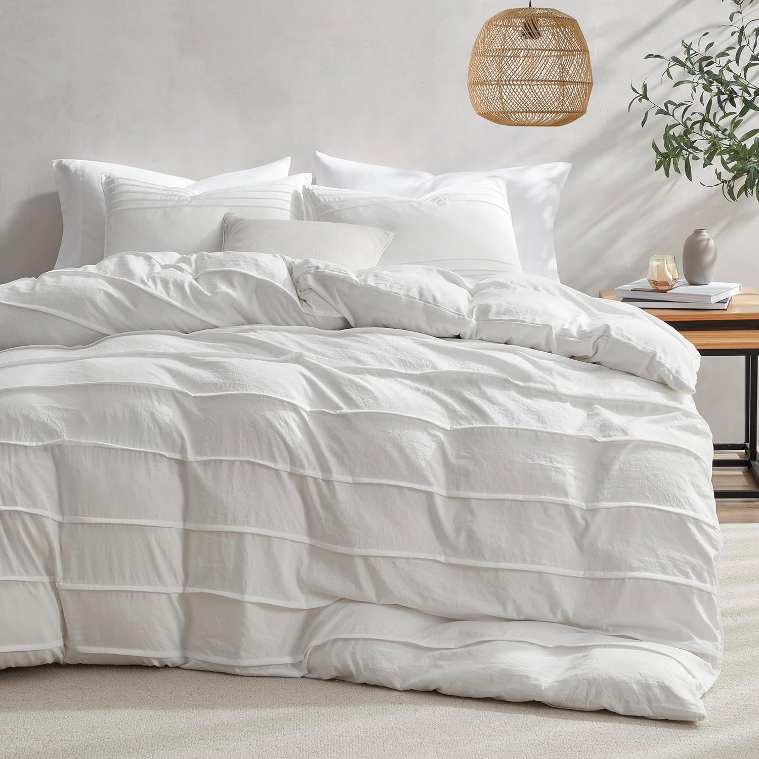 Oli Anderson White Duvet Cover Queen Size - Pleated Queen Duvet Cover, 3PCS Soft and Breathable Textured Bedding Set with Zipper Closure(White,90"x90")