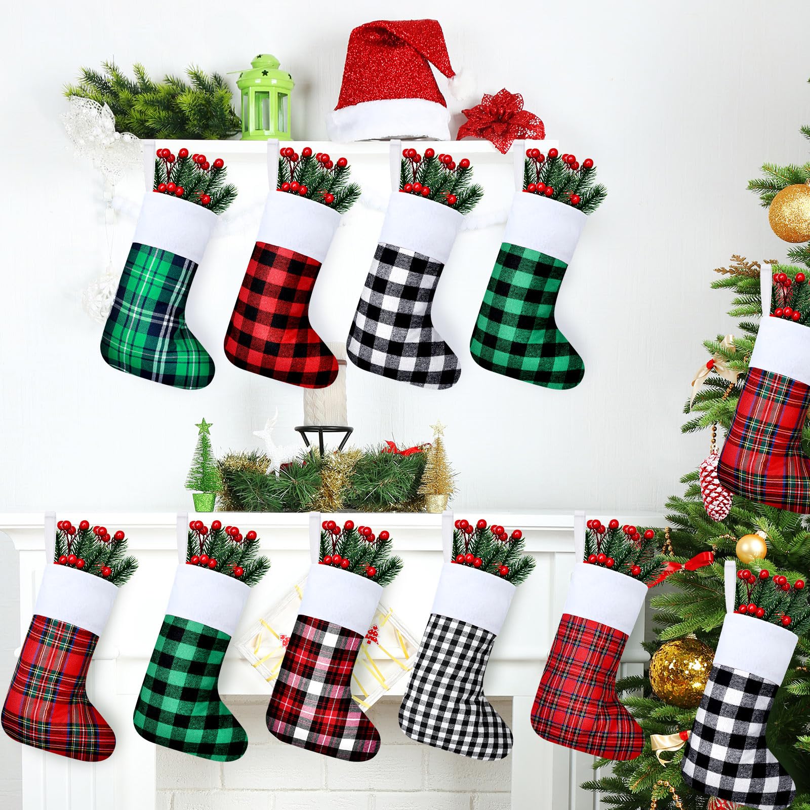 Skylety Lot de 36 mini chaussettes de Noël à suspendre pour sapin de Noël, cheminée, décoration de fête - 10 x 21 cm