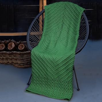SAOL Irish Throw with Shamrock - 100% Merino Wool Aran Couch Blanket 48 x 68 122 x 173 cm Green