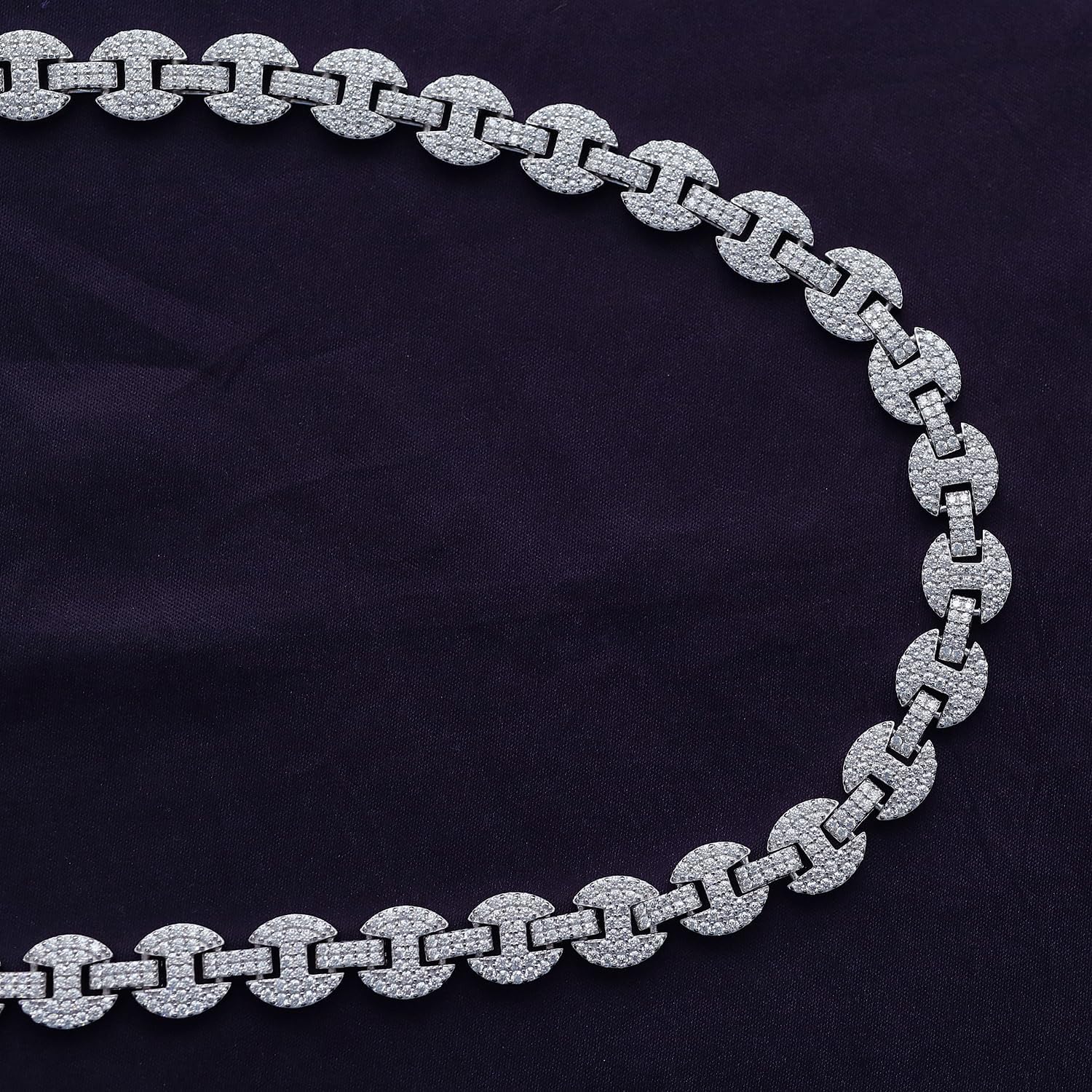 Mariner Cuban Link Chain Necklace for Men, 16.75 Cttw Round Lab Created Moissanite Diamond 10MM Width Chain Choker Necklace Jewelry For Men's In 18K Gold Over Sterling Silver 20" Length
