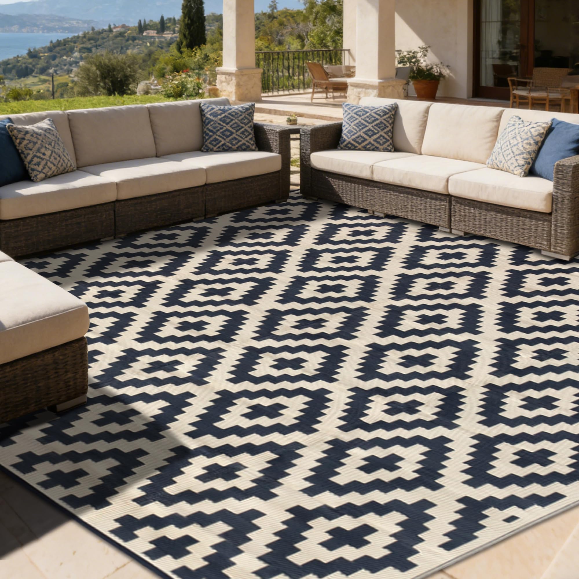 SAND MINE Reversible Mats, Plastic Straw Rug, Modern Area Rug, Large Floor Mat and Rug for Outdoors, RV, Patio, Backyard, Deck, Picnic, Beach, Trailer, Camping (10' x 10', Black & Beige Lattice)