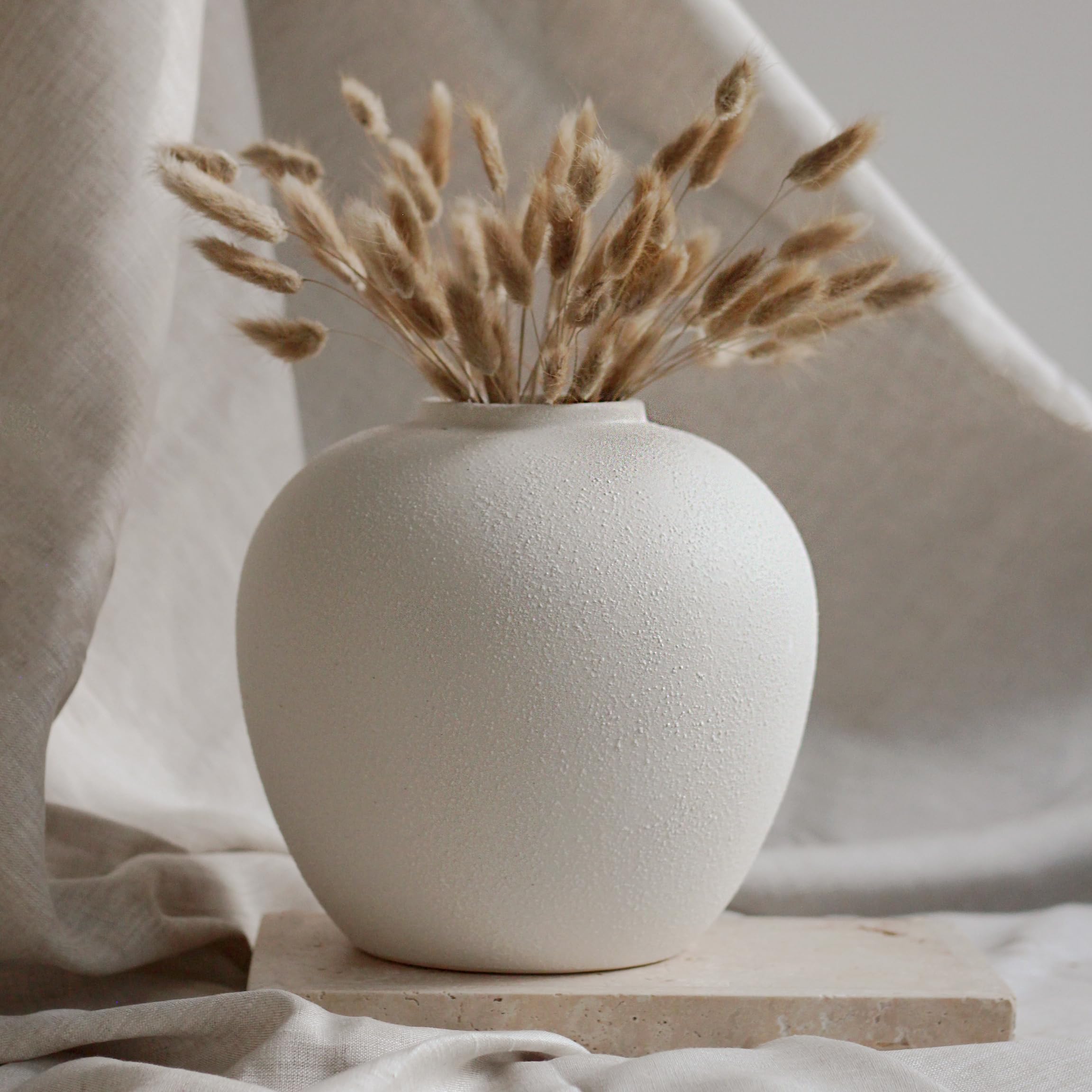 TheCozyBay White Ceramic Vase – 20cm Round Flower Vase, Modern Decor for Living Room, Minimalist Leak-Proof Vases with Soft Pads, Modern Farmhouse Decor