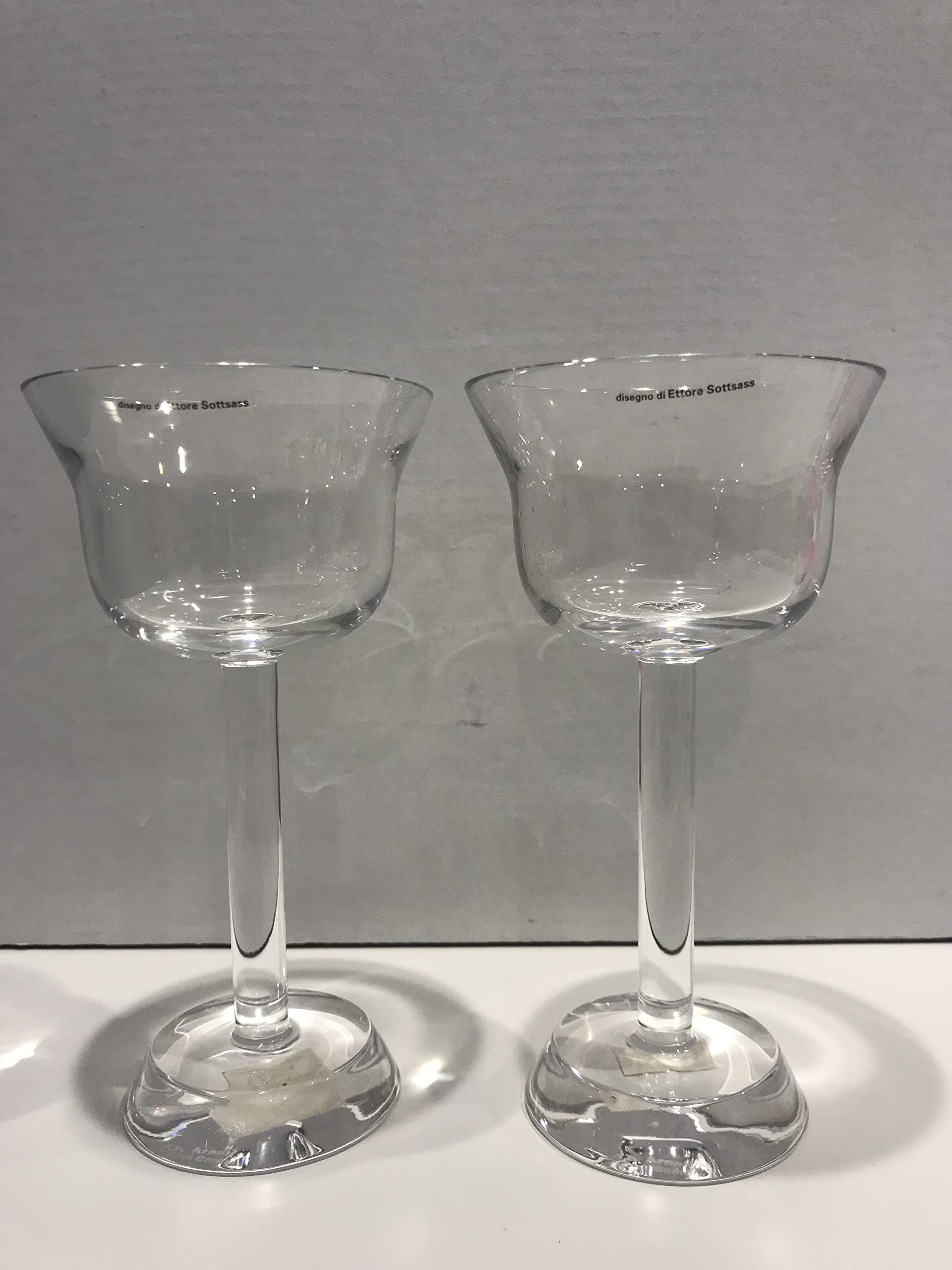 Verres en cristal d'eau et liqueur Ettore Sottsass pour vos dîners