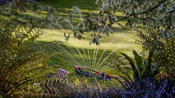 Hozelock | Rectangular Sprinkler AquaSave Pro 220 M | Oscillating Lawn Sprinkler | Adjustable Coverage | Customise Water Flow | Uniform Watering, Yellow & Grey