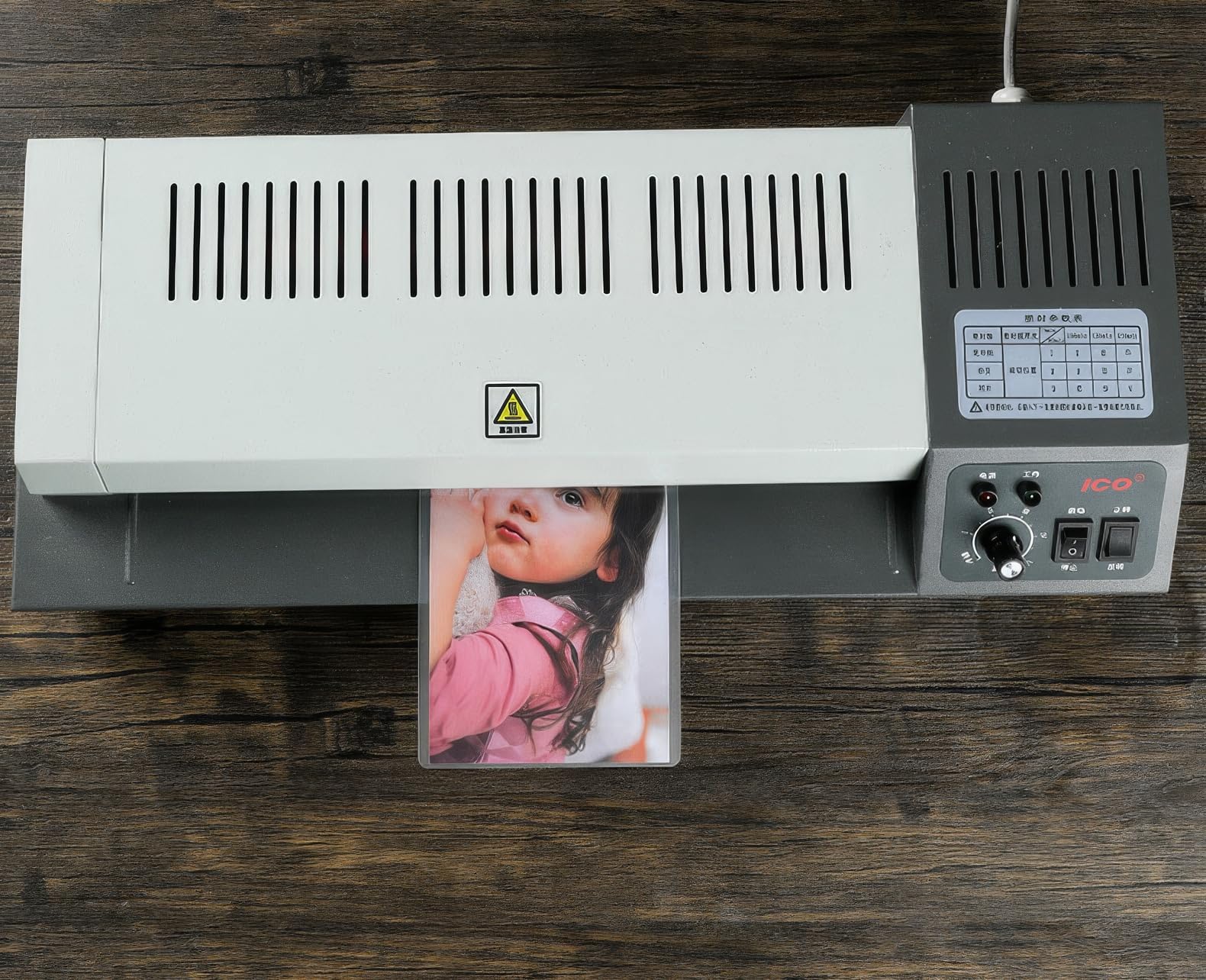 Thermal Laminating Pouches 100Pcs Set, 5 Different Size Film Photo Protecting Sheets, Clear Thermal Laminating Paper for Sealed Photo Documents - Image 4