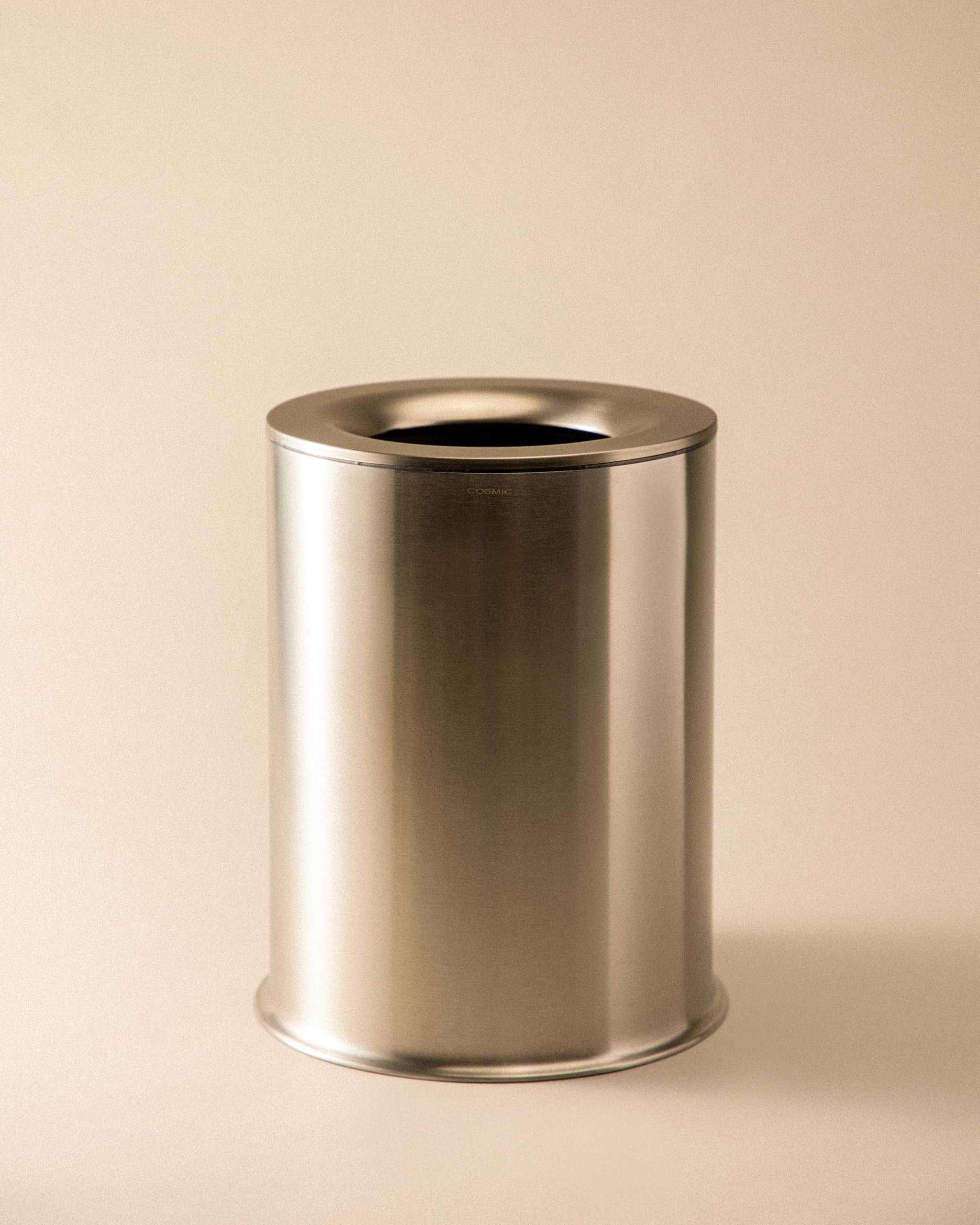 COSMIC Architect Sp Papelera de Baño y Cocina Sin Tapa Fabricada en Metal de Diseño Moderno y 5L de Capacidad. Cubo de Basura Redondo y Pequeño para Aseo de Color Acero Inoxidable Mate