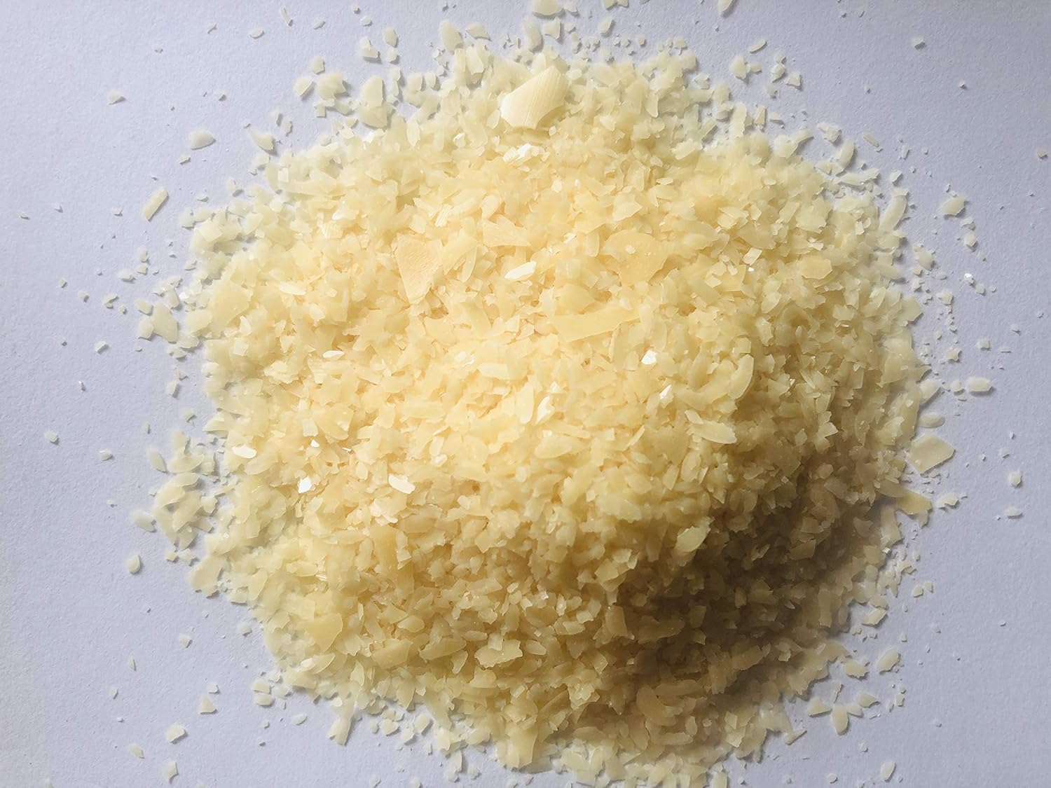 Pure Candelilla Wax/Pellets- Obtained from Candelilla shrub | Great Substitute for Beeswax, Vegan Hard Wax for soap making, body butters, salves & lotions-8 oz