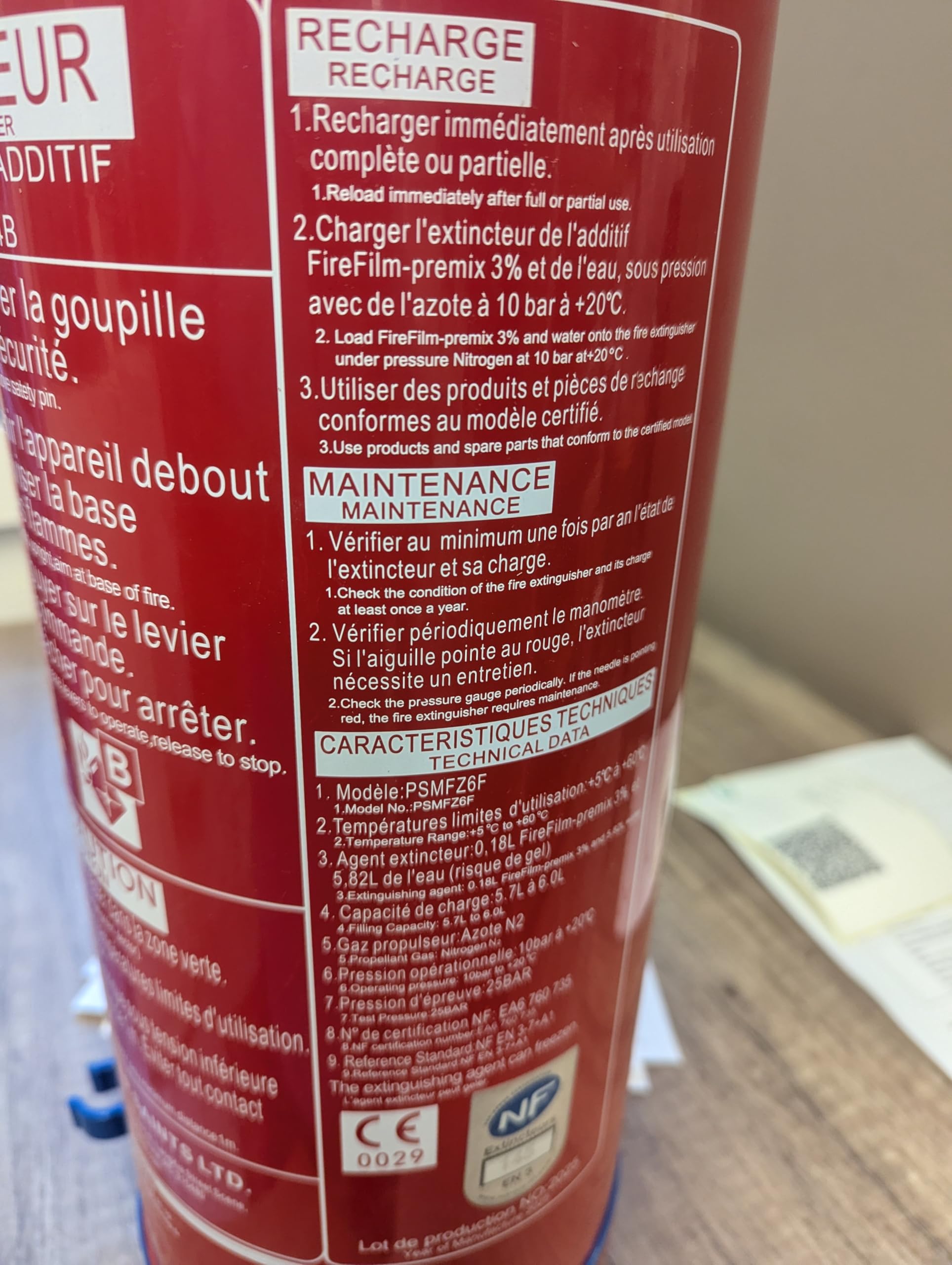 Extincteur automatique à pluie de poudre 2 kg