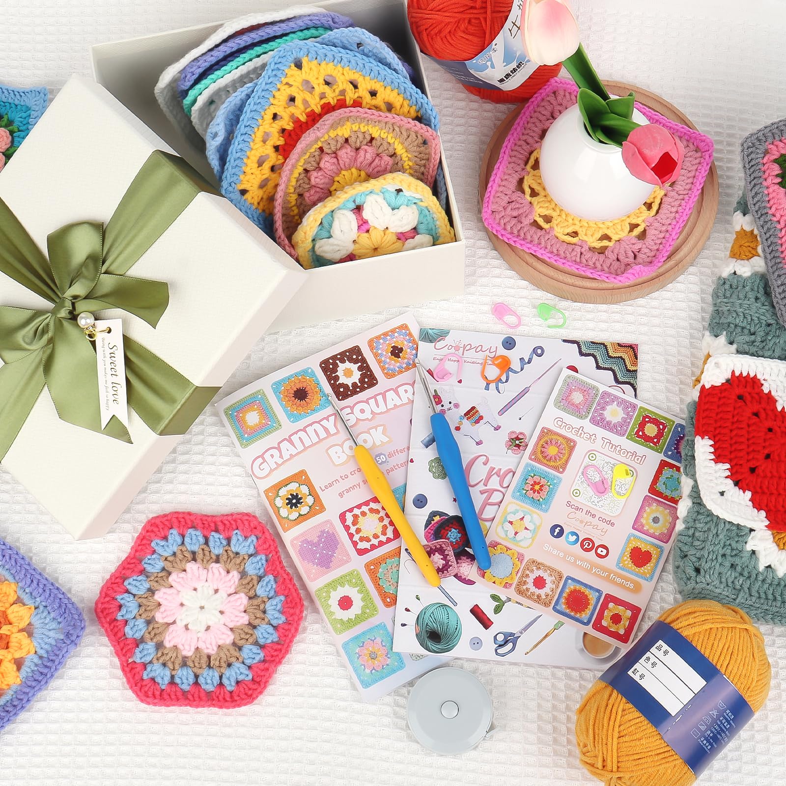Coopay Quadratisches Häkelset für Anfänger, Häkel-Starter-Set, komplettes Häkelset mit Garn in 18 Farben und 3 quadratischen Häkelbüchern, Häkelstichkartendeck – 50 verschiedene Designs