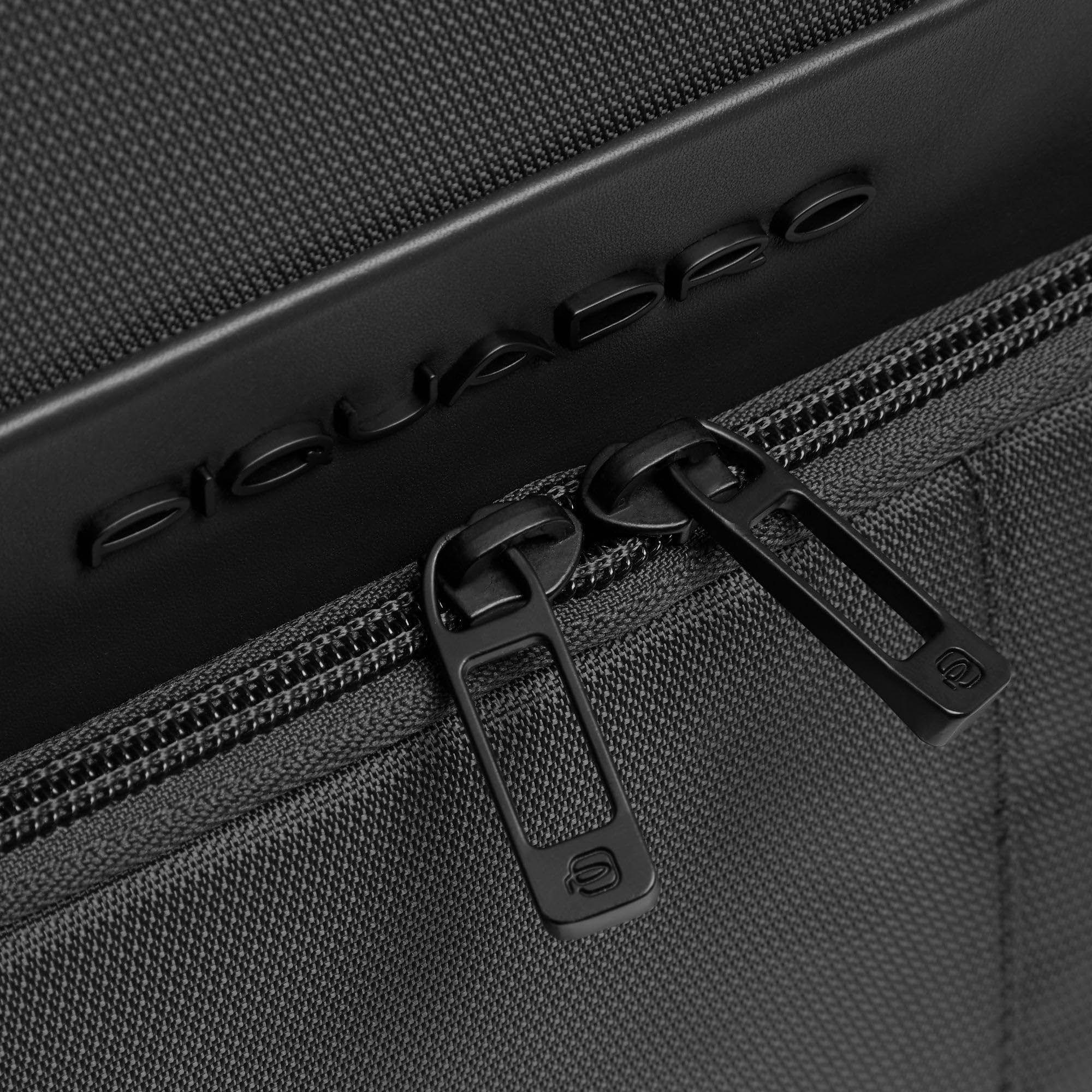 PIQUADRO Zaino uomo espandibile porta pc 15,6"