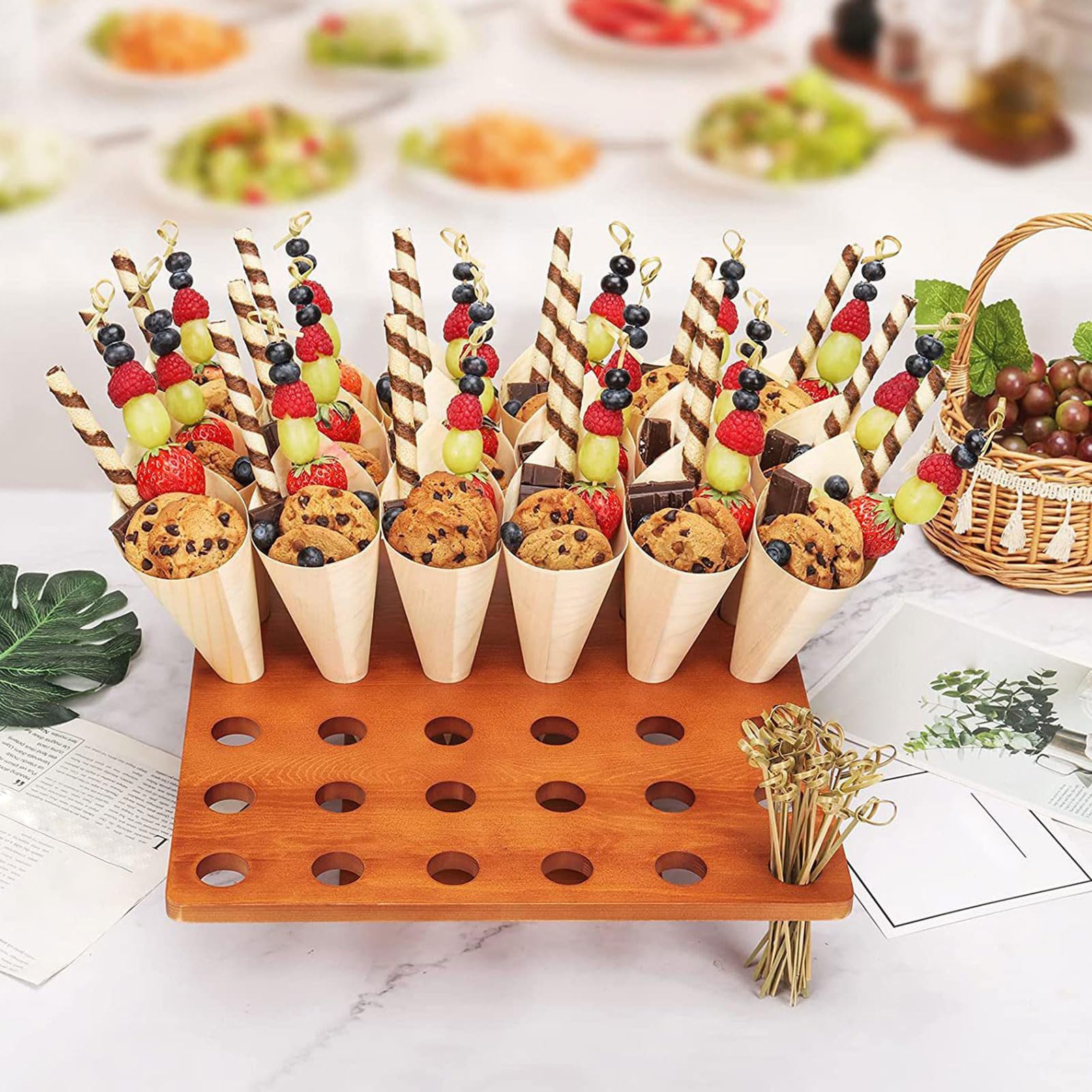 Support de cornet de crème glacée, 33 x 33 cm, présentoir en bois avec 36 trous, support de cônes de charcuterie, plateau de collation, support de nourriture pour fête d'anniversaire, restaurant