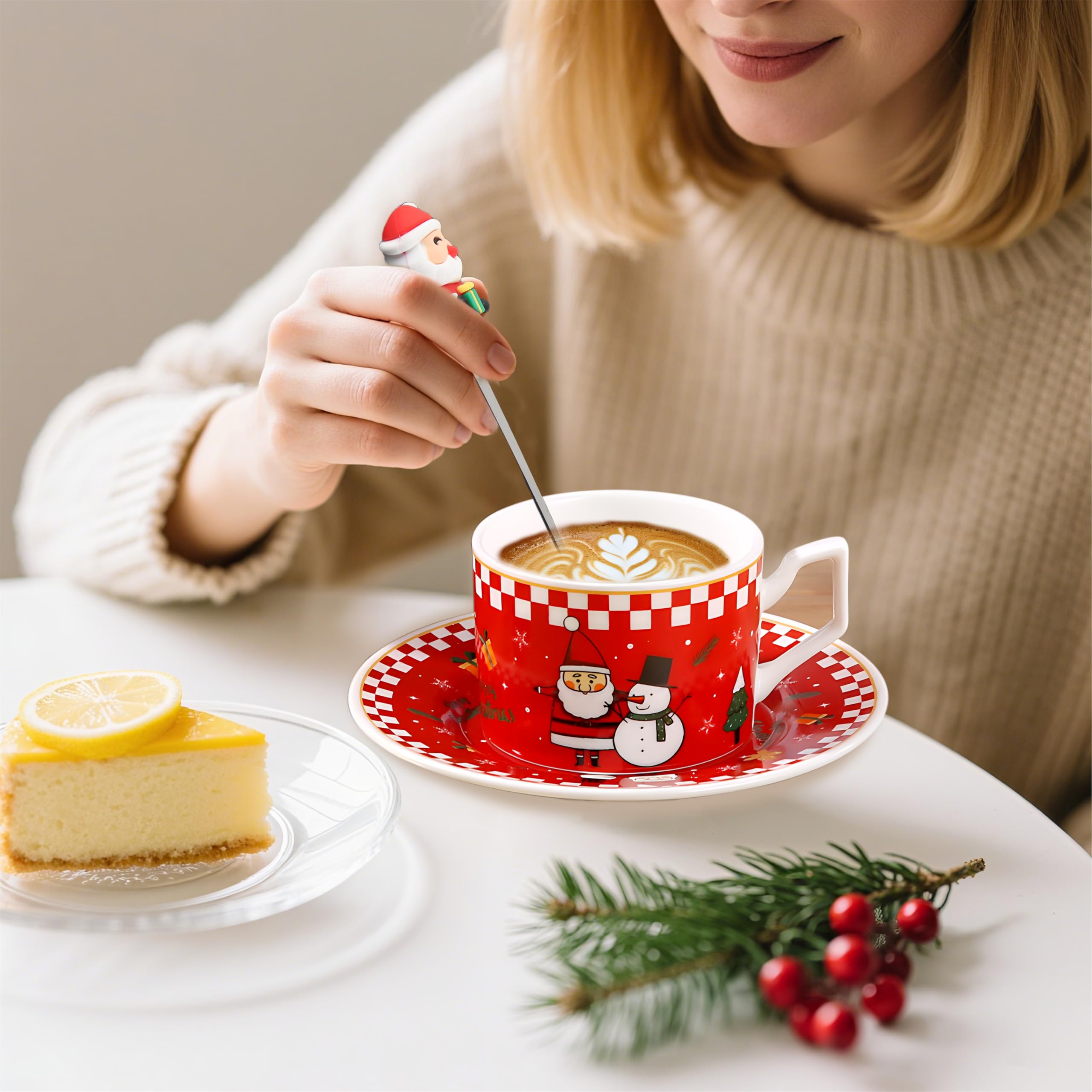 Qdetak Set di 2 tazze da caffè natalizie, con design natalizio a