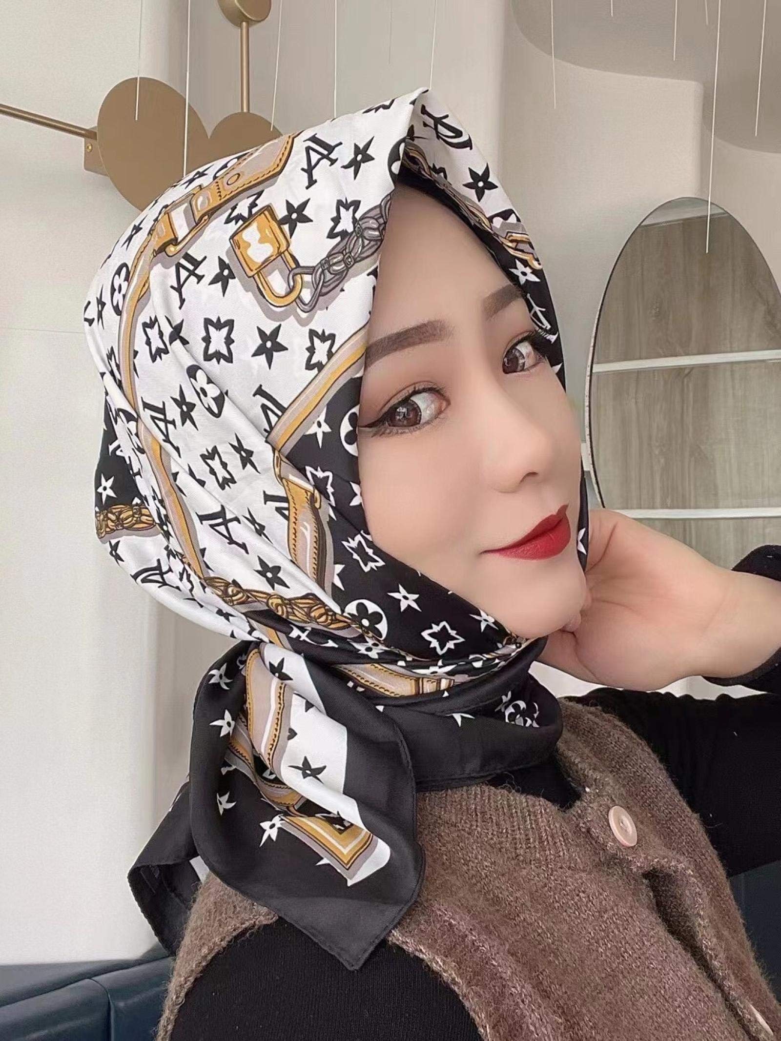 وشاح رأس جديد من HJS بأربعة مواسم وأزياء غير رسمية من الساتان القطني المضاد للانزلاق وشاح مربع من هوي وشاح شاش الجنسية تنفجر حجاب الرياح الوطني