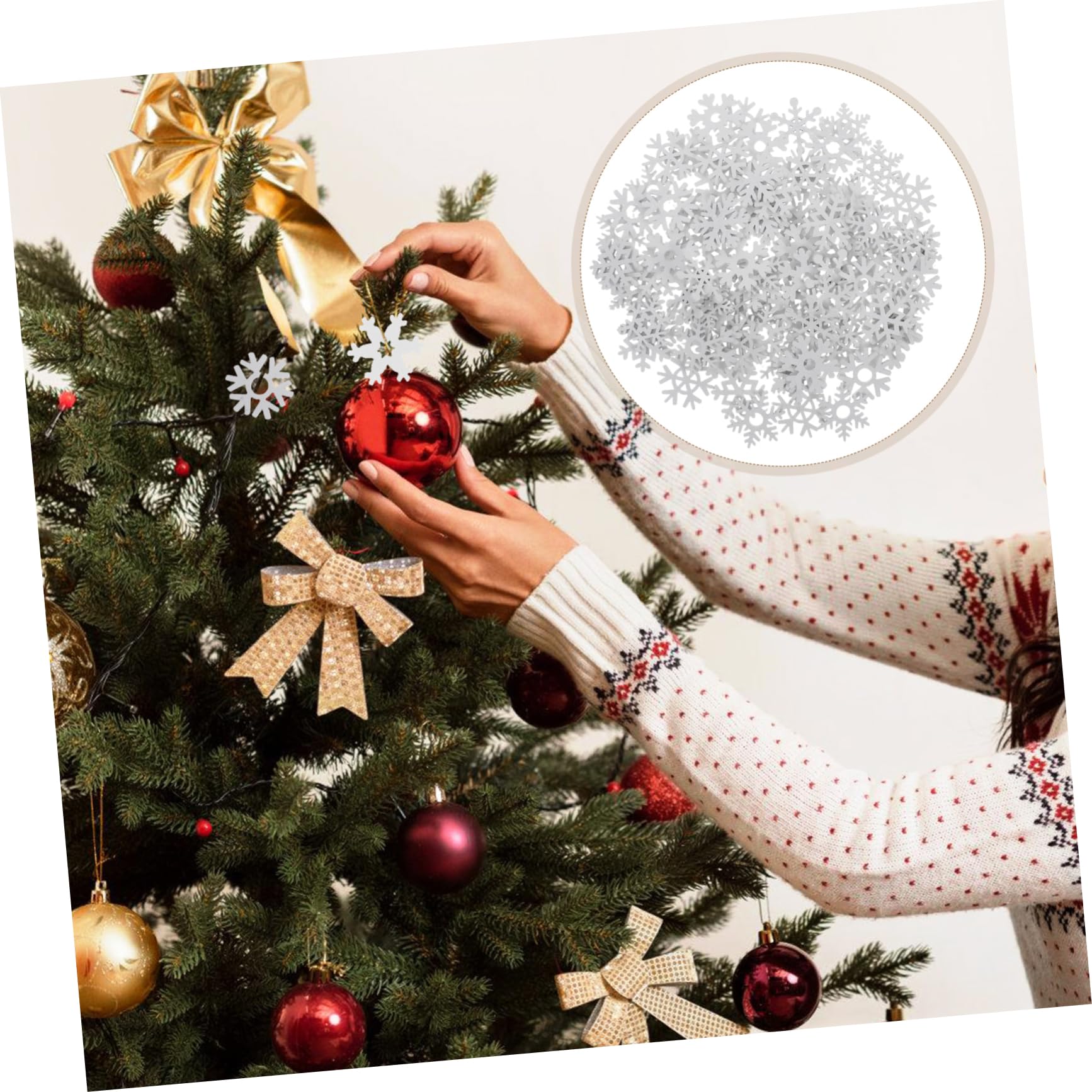 Cabilock 100 Pièces De Tranches De Bois De Flocons De Neige De Noël : Tranches De Bois Suspendues en Bois pour Arbre De Noël Vierge À Peindre Étiquettes De Flocons De Neige De Noël pour