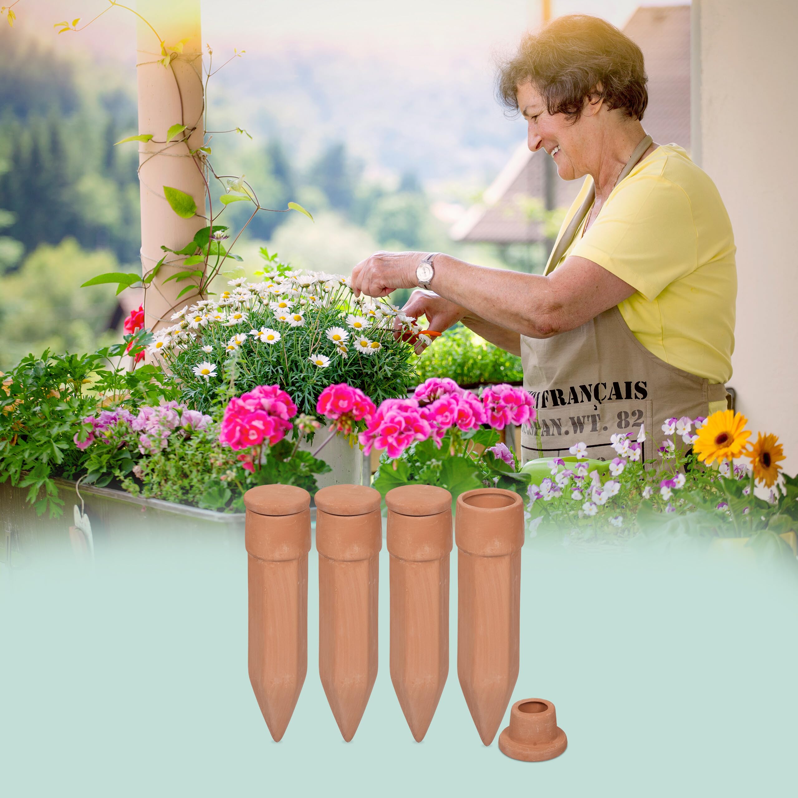 Relaxdays Cônes d'arrosage Terre Cuite, 4 pièces, Aide à l'arrosage avec Couvercle, pour Bouteilles de 1,5 l, Terracotta