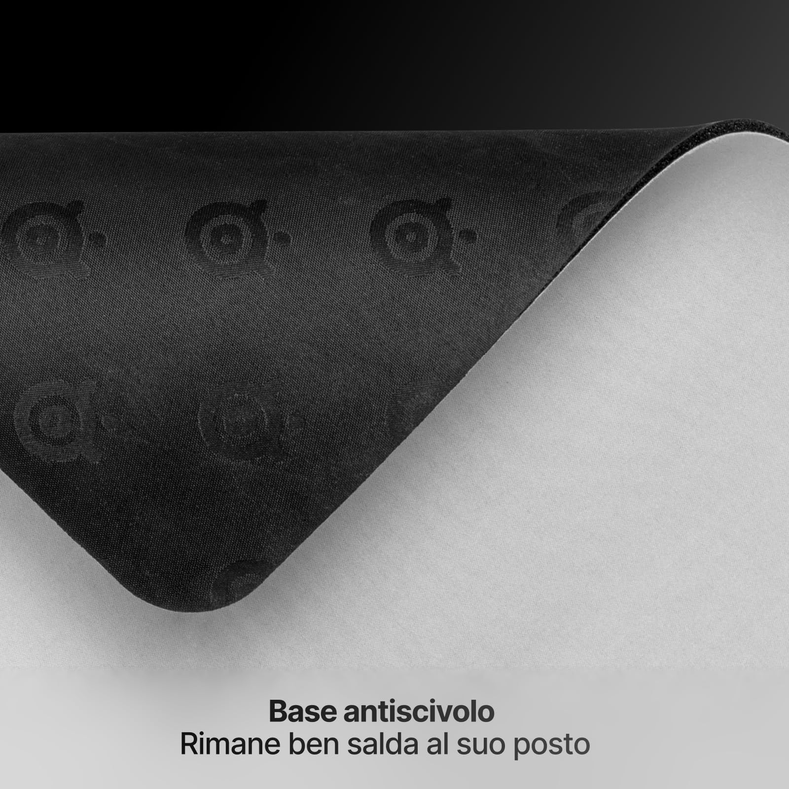 SteelSeries QcK - Tappetino per mouse da gioco pesante, base in gomma siliconica spessa e antiscivolo, tracciamento del picco, ottimizzato per FPS, MOBA, RTS, MMO di grandi dimensioni, 450 mm x 400 mm