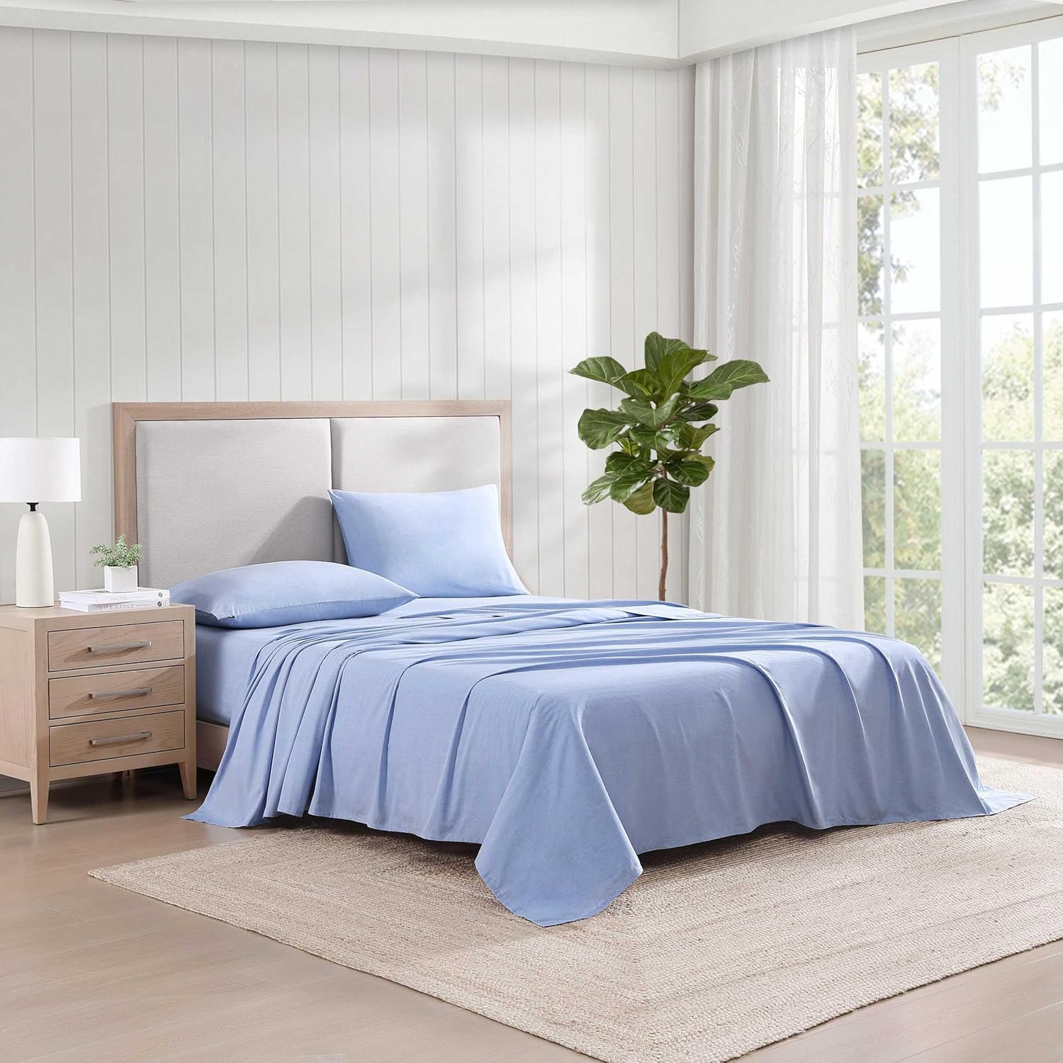 Tommy Hilfiger - Queen Sheet Set, Cotton Chambray Bedding with Matching Pillowcase, Lightweight Weave, Subtle Textured Bed Sheets (Blue)