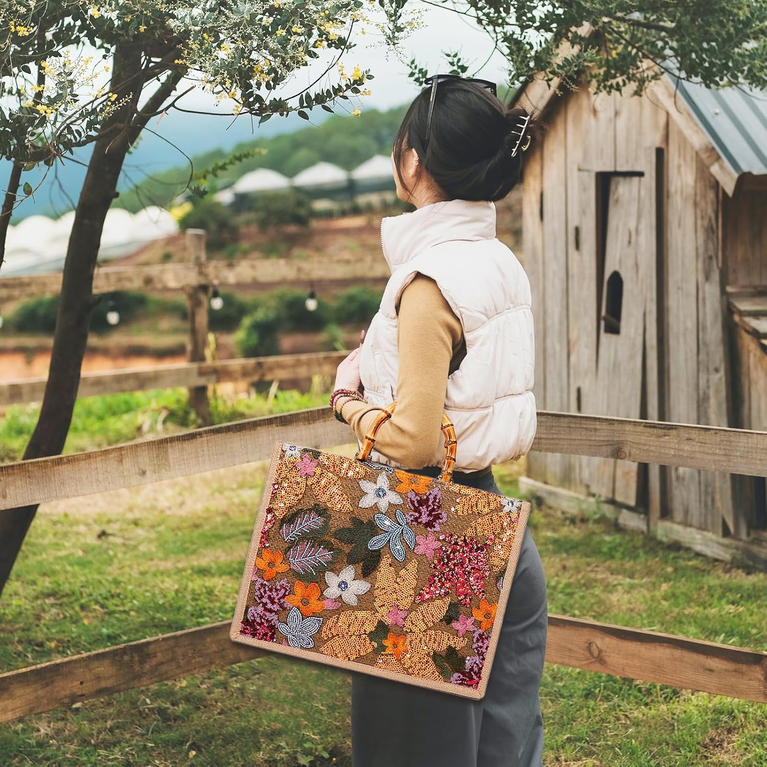 Tote Bag for Women, Beach Bag, Sequin Embroidery Straw Bag, Hand-Woven Bamboo Handle, Bohemian Handbag Large Capacity Shoulder Bag Suitable for Travel Daily - Image 9