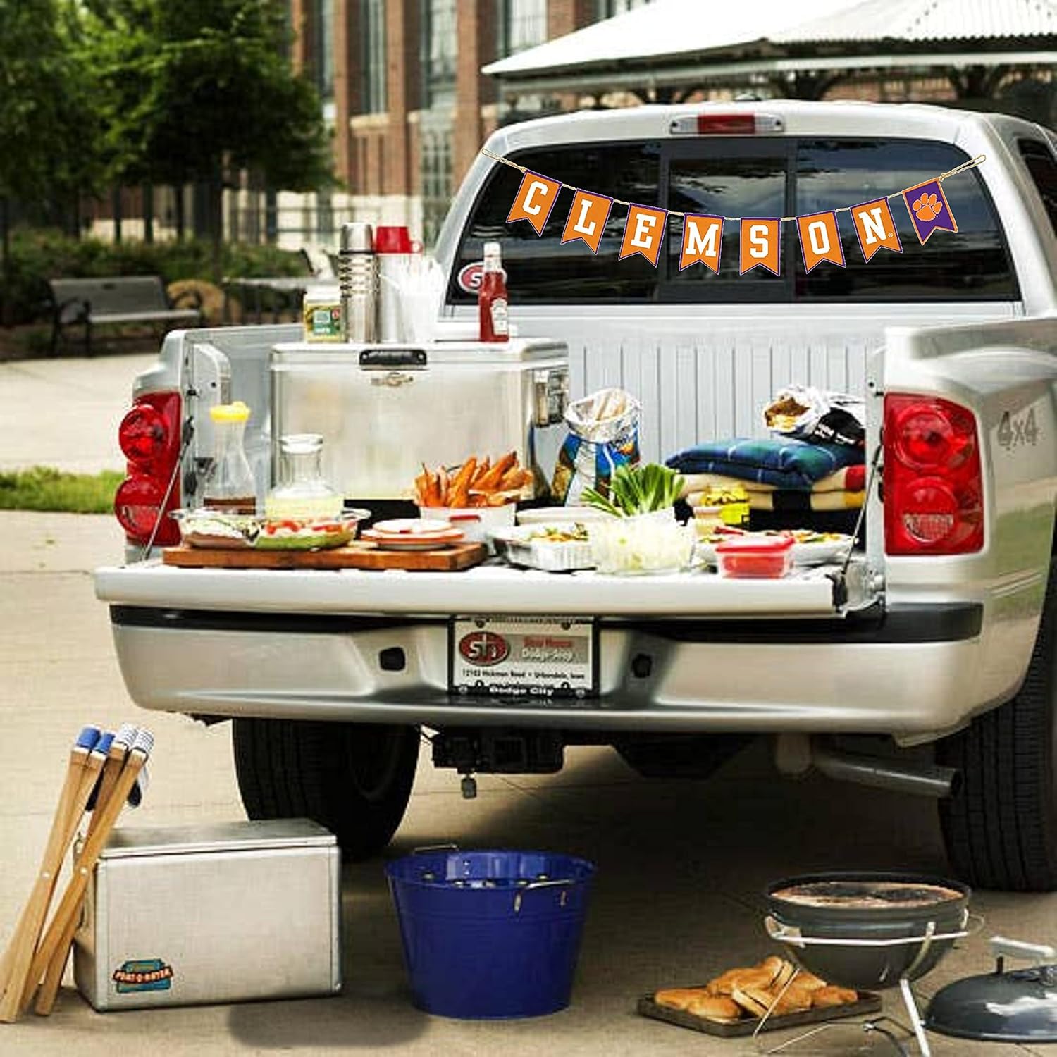 Clemson University Tailgate Banner by Hanna’s Handiworks – Lightweight Pre-Strung Fabric Decoration for Indoor or Outdoor – Represent your NCAA College & Show Team Spirit with CU Fan Décor - Image 3