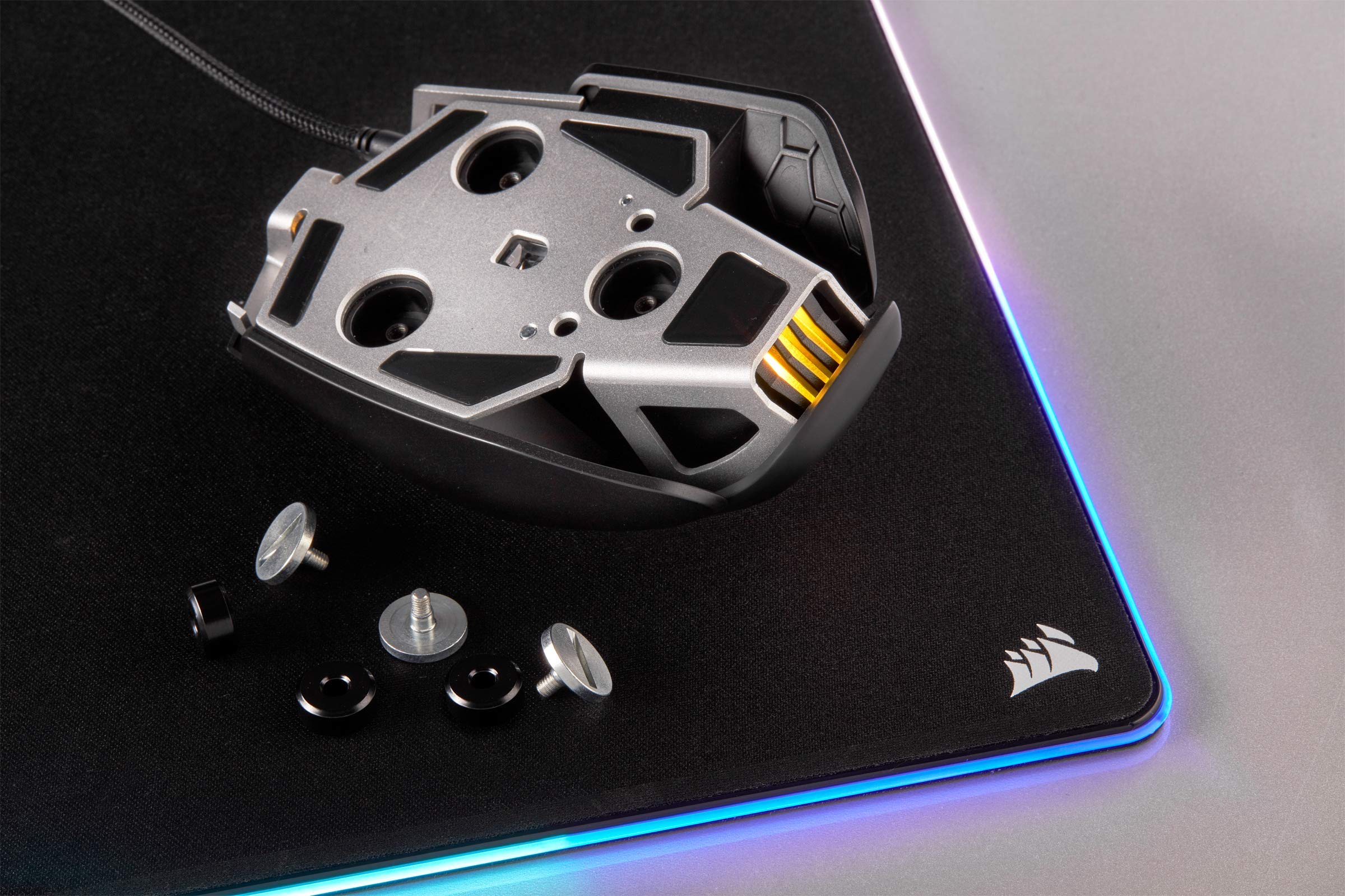 Corsair M65 ELITE RGB Ottico FPS Mouse Gaming, 18000 DPI Ottico Sensore, Retroilluminazione a RGB LED, Sistema di Regolazione del Peso, Nero