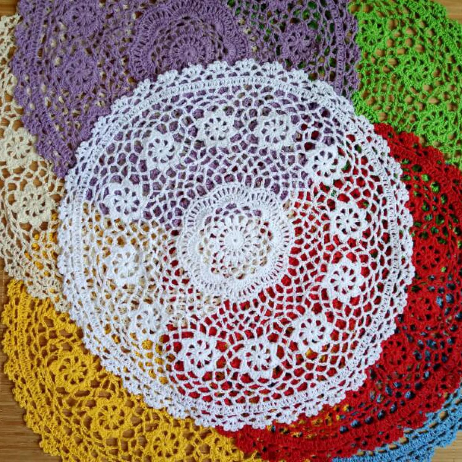 Handmade 2 Pieces Lace Cotton Crochet Coffee Round Pad Christmas Drink Coaster Cup Mug Tea Dining Doily Kitchen(geel) (14.96 Inch)