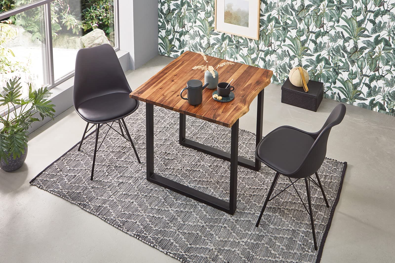 SAM Esstisch Esra 80x80 cm Akazie Cognac Baumkante Metallgestell schwarz
