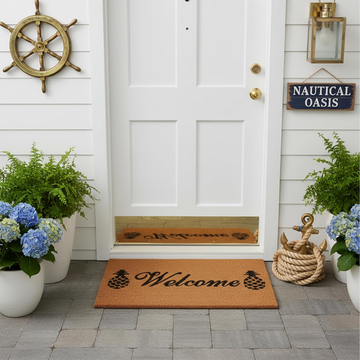 Calloway Mills 102501729 Welcome Pineapples Doormat, 17" x 29", Natural/Black