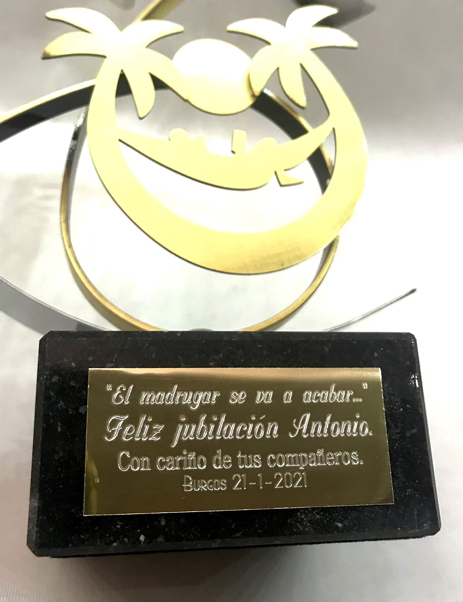 Regalo para Jubilación Hombre o Mujer Personalizado con dedicatoria grabada Figura Jubilado Jubilada Original de Cobre y Zinc