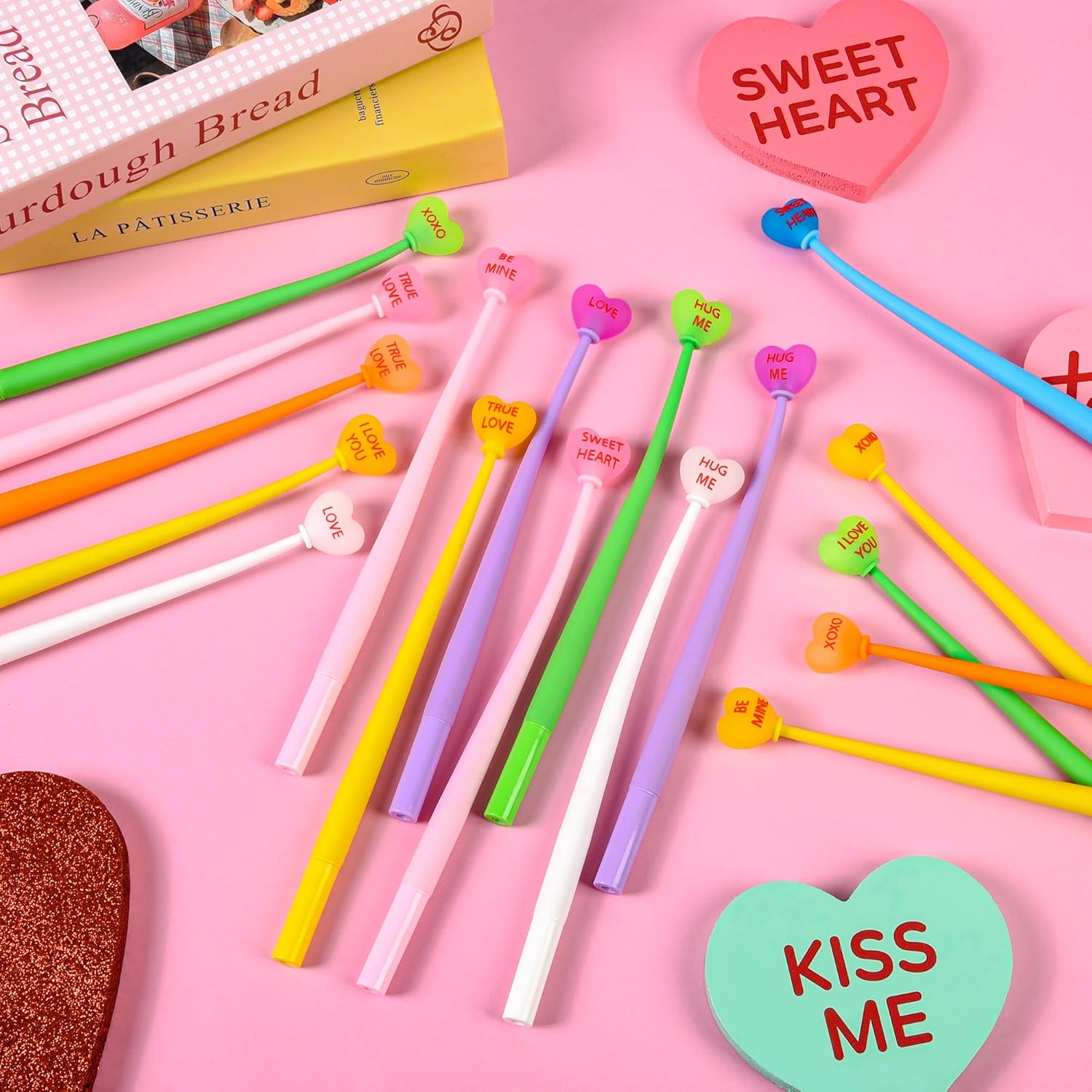 LiYiQ 50 PCS Valentine's Day Conversation Stress Relief Bobblehead Pens Fun Cute Pen for kids Fidget Pens Kawaii Be Mine Kiss Me Love Conversation Pen for Classroom Prizes, School, Office Supplies