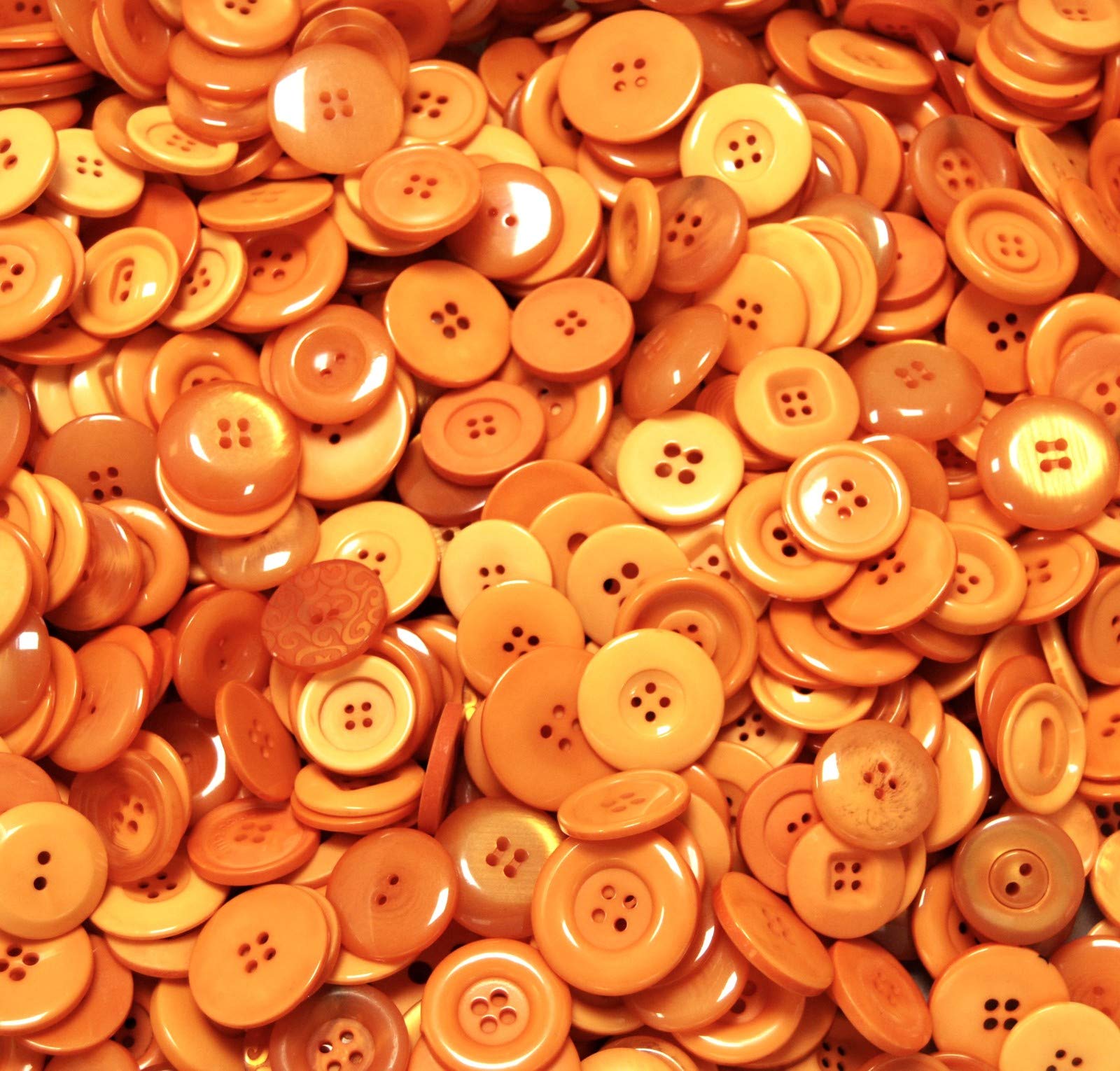 celloexpress Pack of 250g - LARGE ORANGE MIX - Mixed Large Sizes and Colours of Various Large Orange Buttons for Sewing and Crafting — image 1