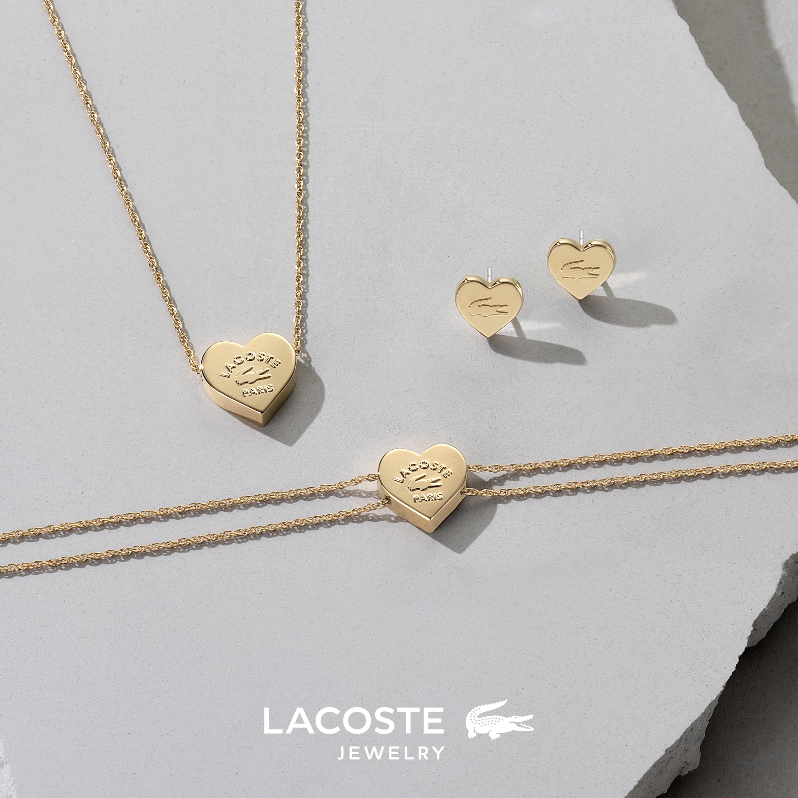 Lacoste Collar de cadena de oro amarillo con colgante de corazón para mujer Love My CROC 2040399, talla única, Acero inoxidable, No es una piedra preciosa
