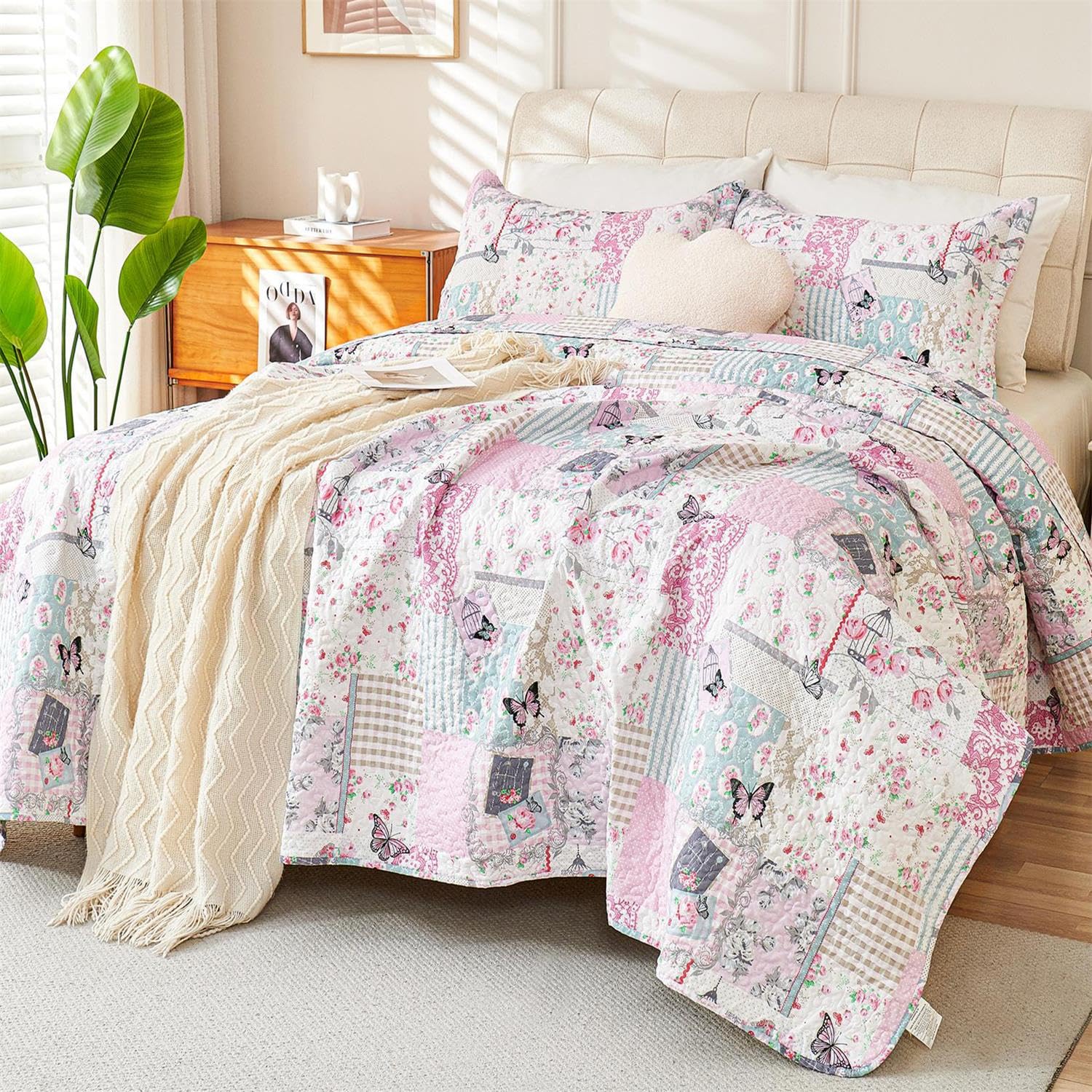Cmfshape Romantic Patchwork Quilt Set King Size,Reversible Bedspread Coverlet 3-Piece,Butterfly Bed Cover Set with Pillow Shams,Lightweight Microfiber